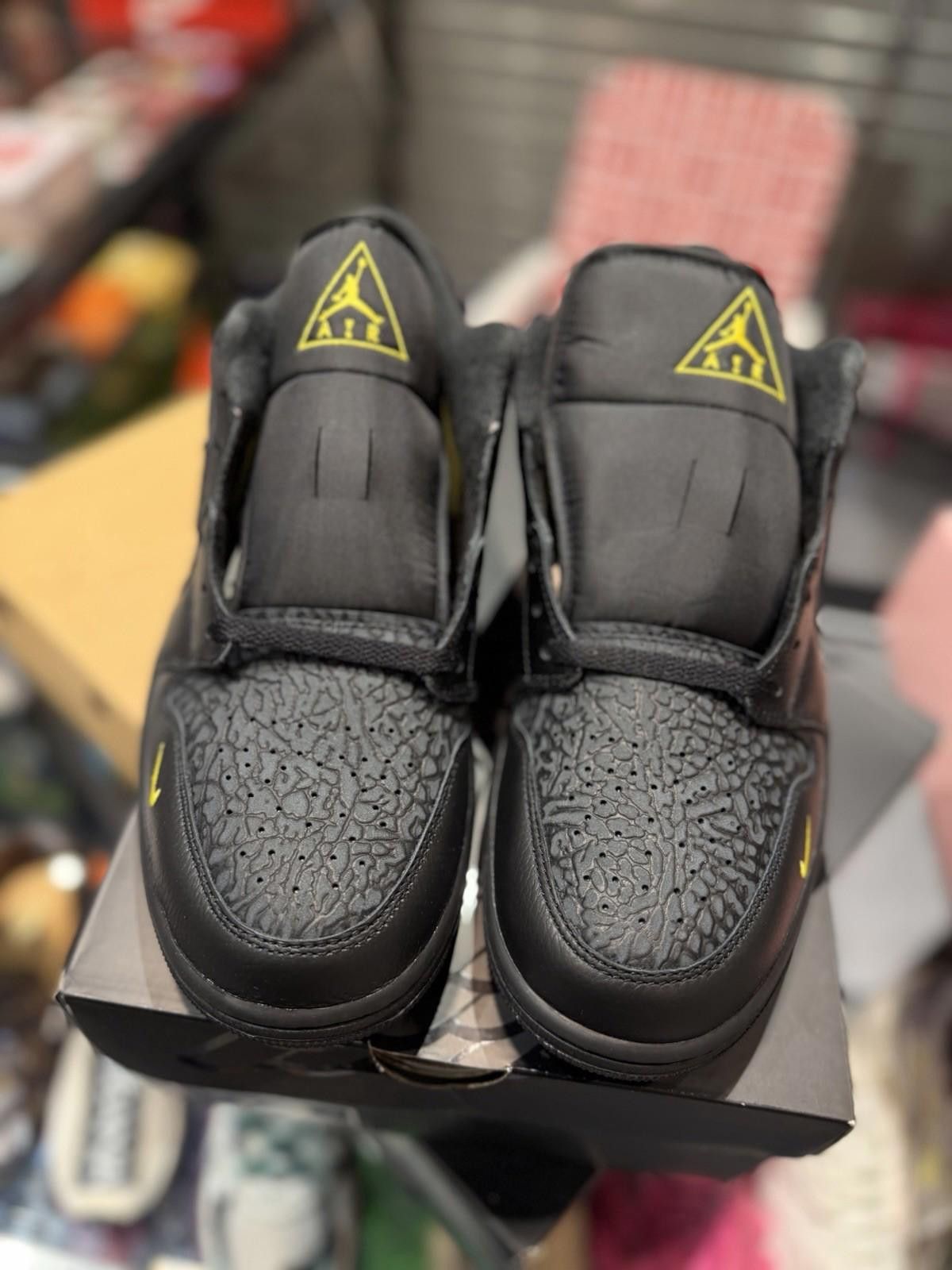 Jordan Brand Nike Air Jordan 1 Low SE "Black/Anthracite/Tour Yellow" 13 Size US 13 / EU 46 - 6 Thumbnail