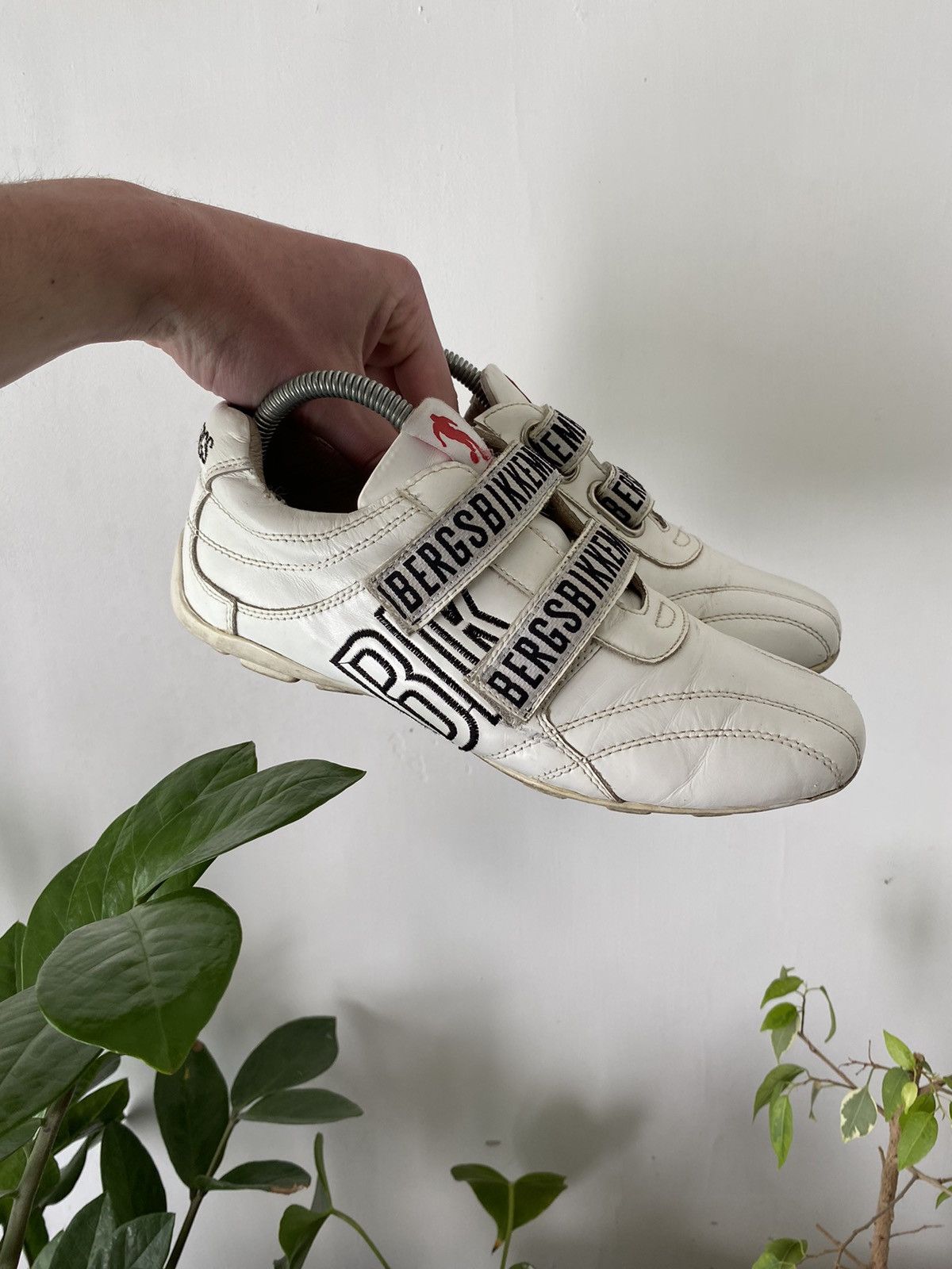 Dirk Bikkembergs × Vintage Vintage Dirk Bikkembergs White Sneakers Size US 6 / EU 39 - 4 Thumbnail