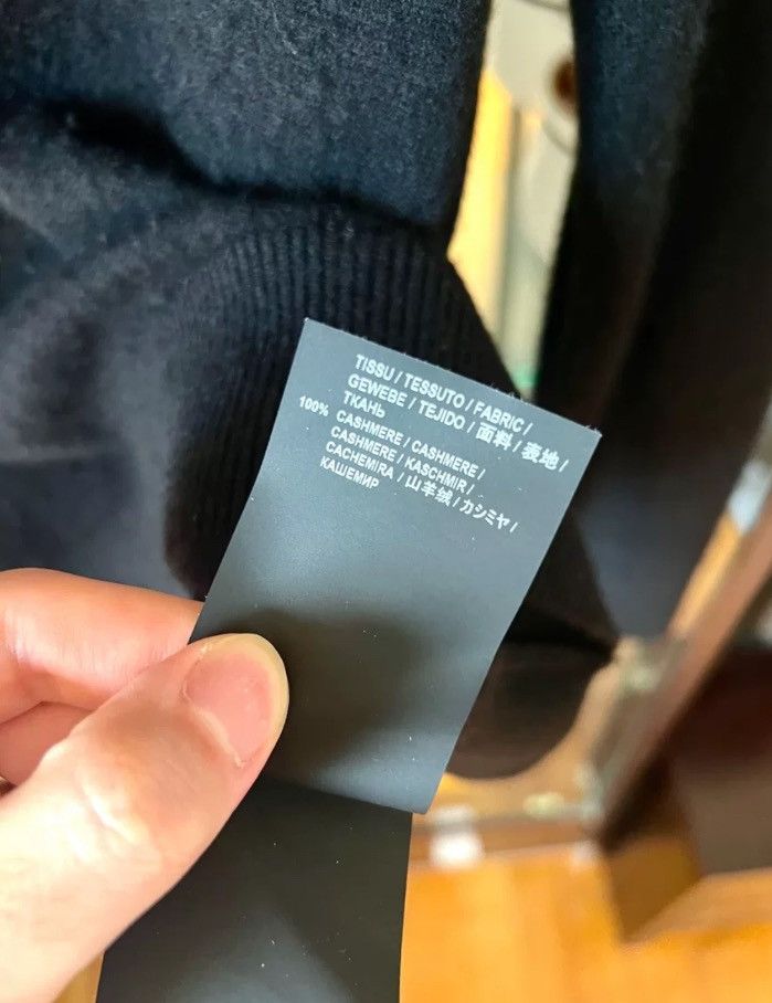 Saint Laurent Paris × Yves Saint Laurent Saint Laurent 21fw Black Cashmere Sweater2410-Nextarrow Size US S / EU 44-46 / 1 - 5 Thumbnail