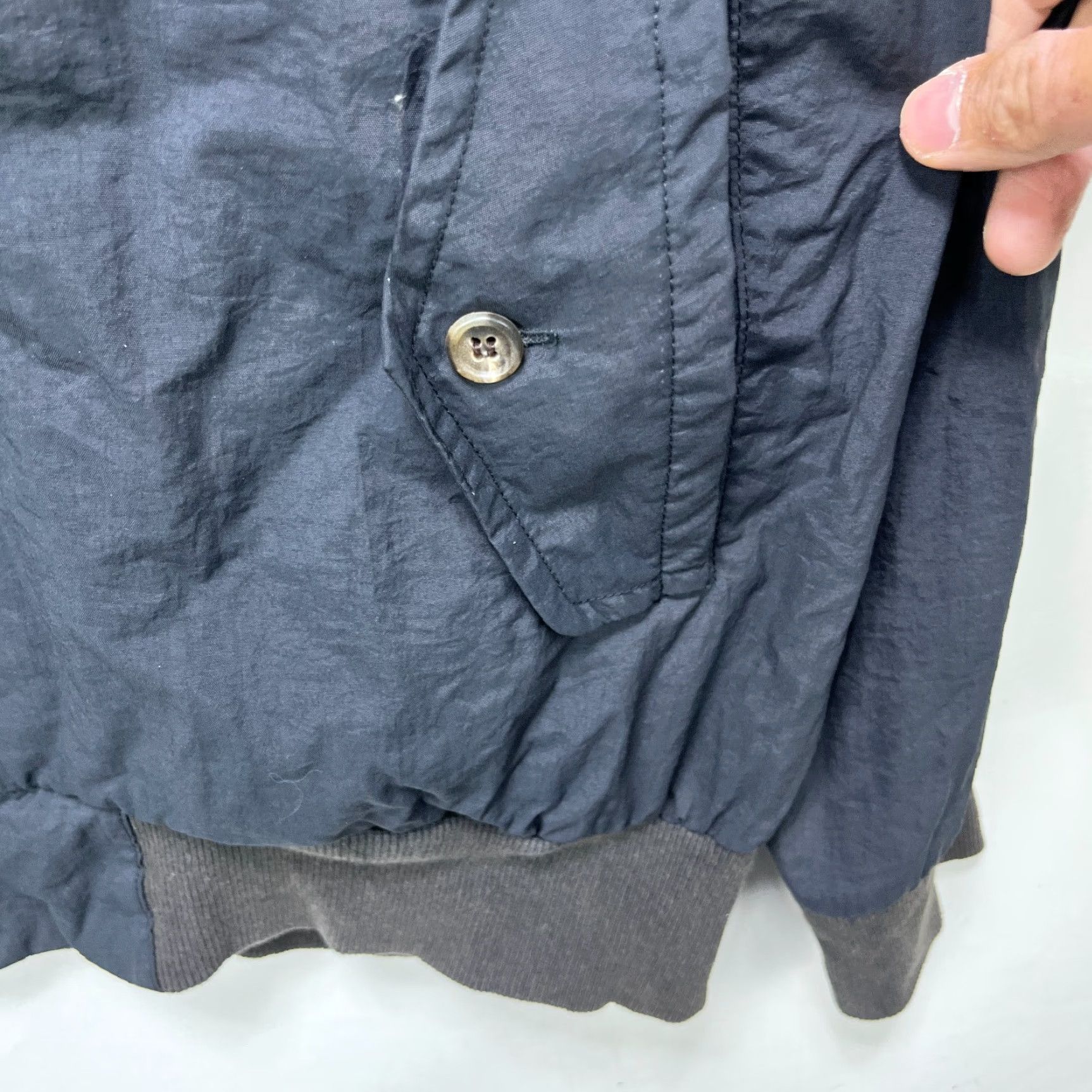 Lacoste VINTAGE Lacoste Windbreaker Jacket XL Black Men XL Nylon Lining Zip Style Windbreaker 90s Inspired Size US XL / EU 56 / 4 - 7 Thumbnail