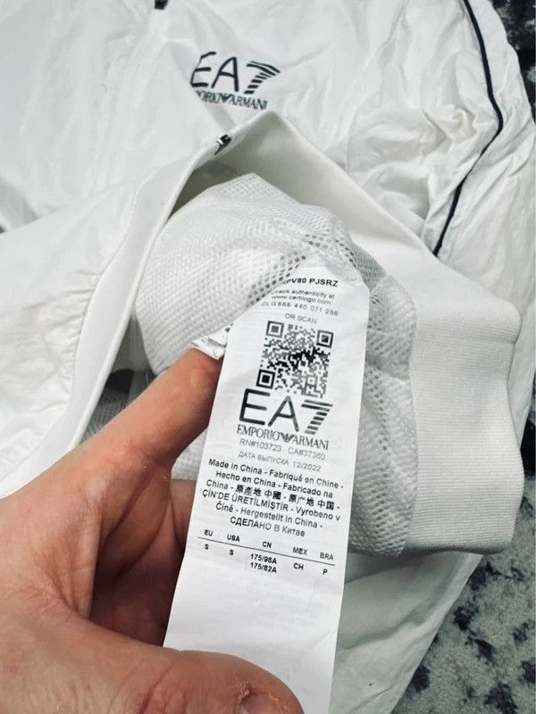 Emporio Armani Szelest track jacket Emporio Armani EA7 white S logo Size US S / EU 44-46 / 1 - 7 Thumbnail