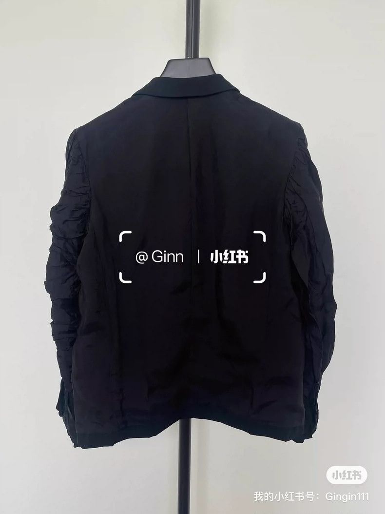 Comme des Garcons Comme Des Garcons Wear a suit jacket on both sides. Size S / US 4 / IT 40 - 5 Thumbnail