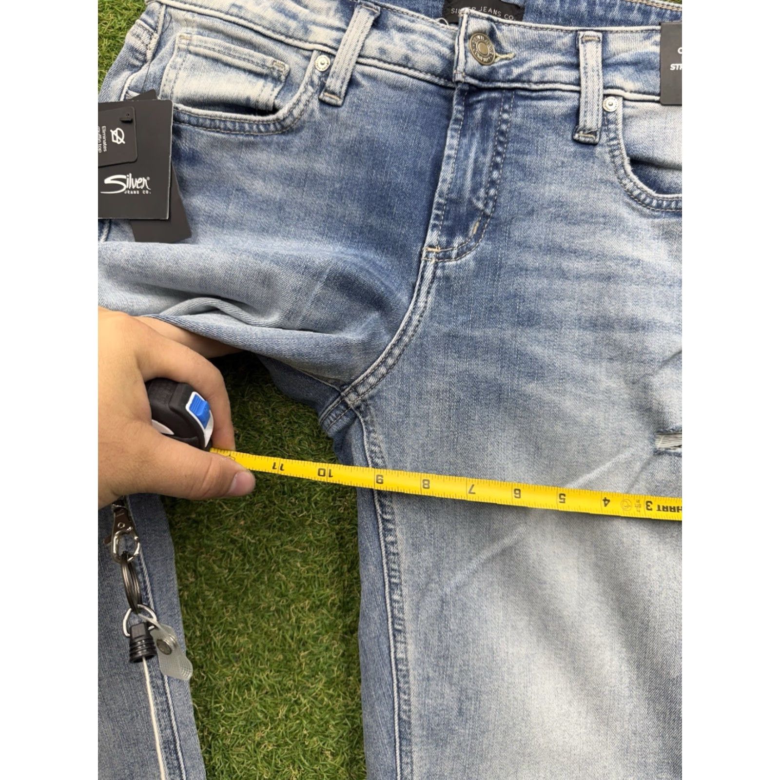 Silver Jeans Co. Silver Jeans Elyse Regular Fit Mid Rise Straight Leg Jeans Womens 28x29 Light Wash Blue Size 28" / US 6 / IT 42 - 7 Thumbnail