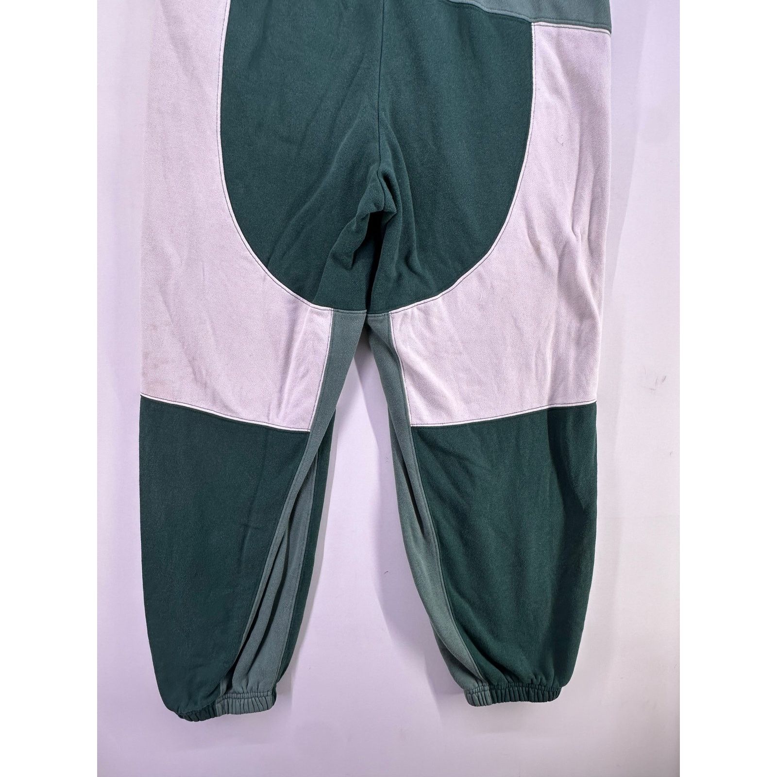 Pacsun Vintage Land Rover Green White Sweatpants Size Medium Pacsun Size US 34 / EU 50 - 8 Thumbnail