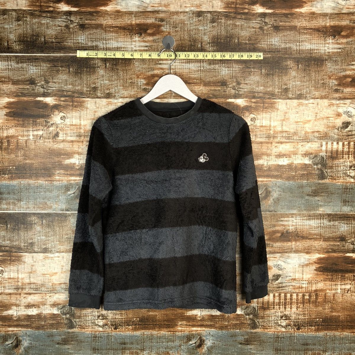 Mickey Mouse × Uniqlo Uniqlo Stripe Grey fleece Sweatshirt #A1618 Size US XS / EU 42 / 0 - 1 Thumbnail