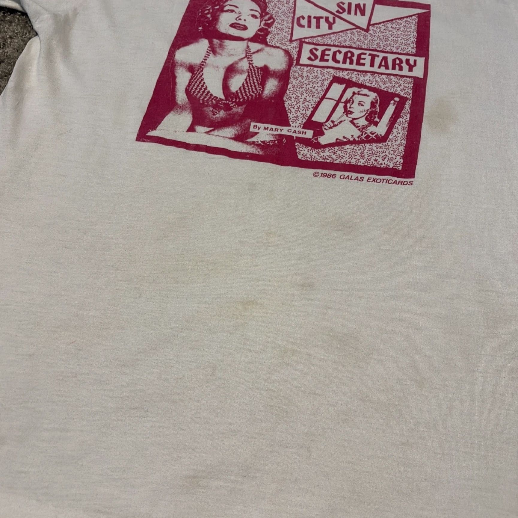 Hanes VINTAGE 1986 Galas Exoticards Sin City Secretary Mary Cash Exot ic Raunchy Art T-Shirt Hanes White XL Unisex Adults Marie Mens Shirt Size US XL / EU 56 / 4 - 5 Thumbnail