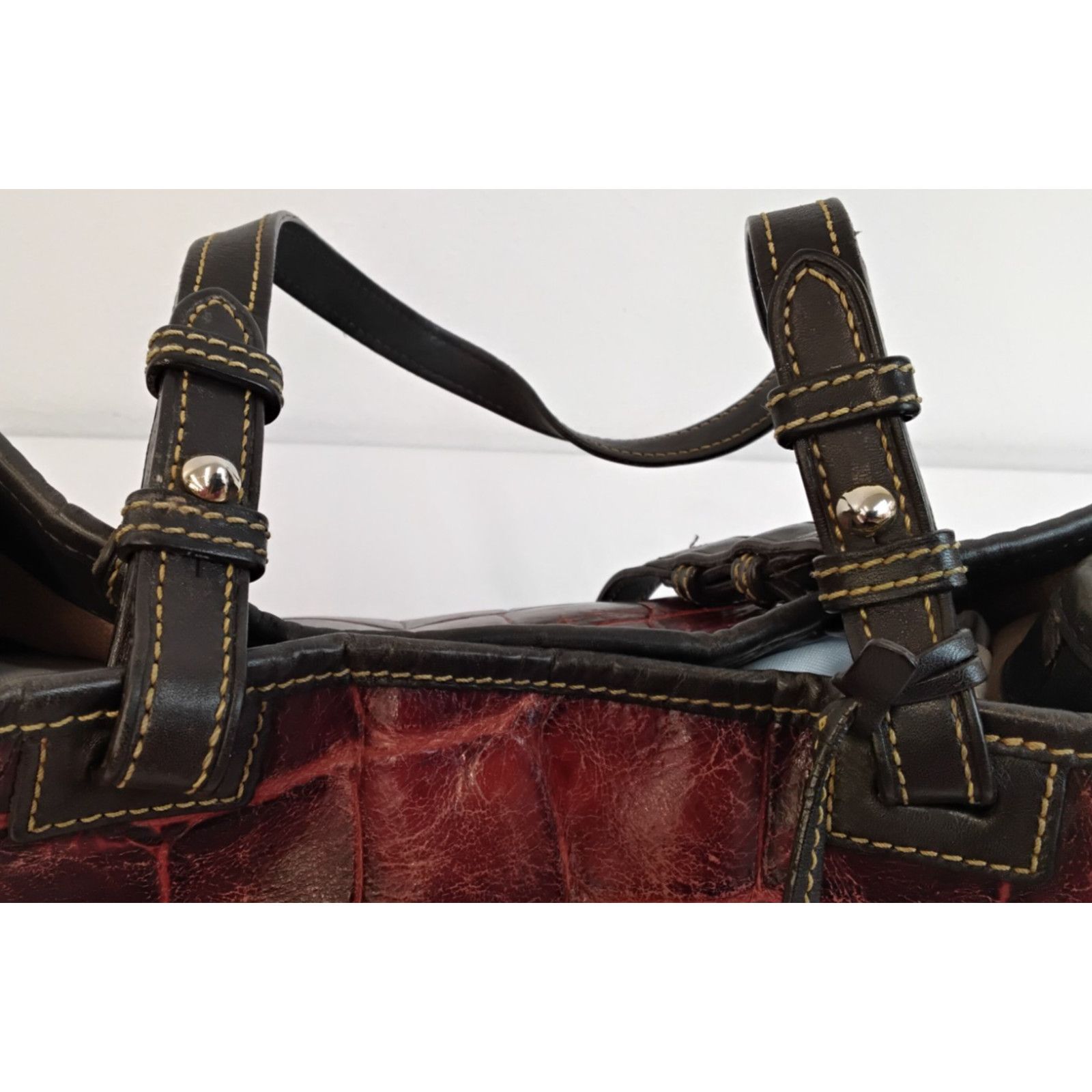 Dooney & Bourke Dooney & Bourke Handbag Red Croc Embossed Leather VTG Size ONE SIZE - 9 Thumbnail
