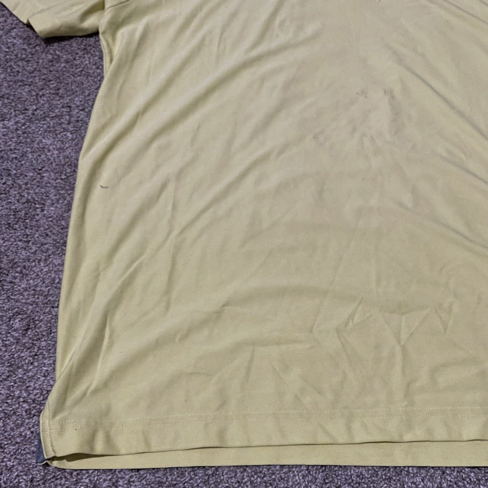 Under Armour Under Armour Loose Heat-Gear yellow athletic stretchy polo shirt Mens Size M Size US M / EU 48-50 / 2 - 3 Thumbnail