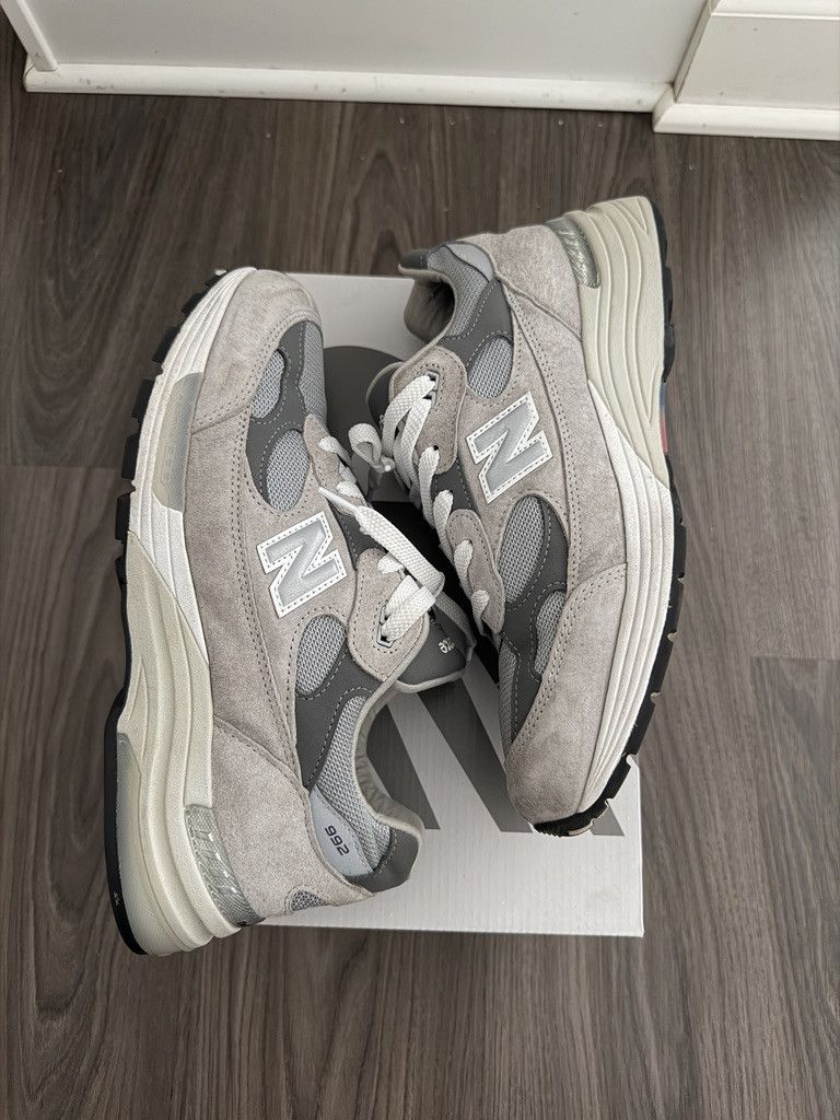 New Balance New Balance Made in USA 992 Core Grey Size US 10 / EU 43 - 4 Thumbnail