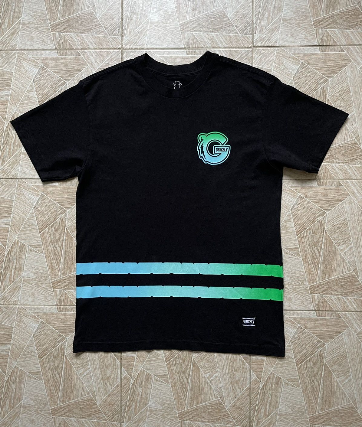 Grizzly Griptape Y2K Retro Grizzly Grip Tape Big Logo Sb Vintage Street Tee Size US L / EU 52-54 / 3 - 1 Thumbnail