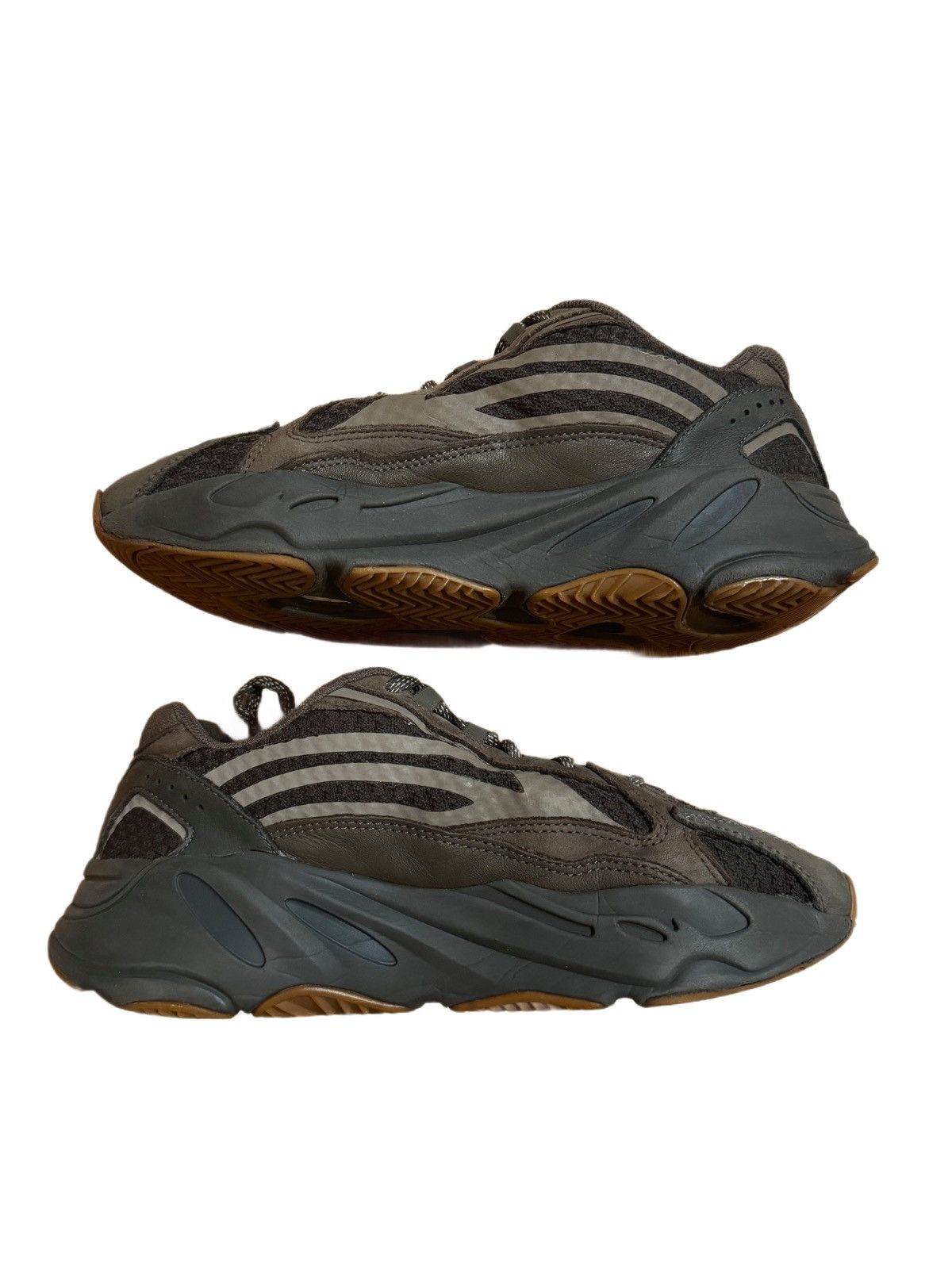 Adidas × Kanye West × Yeezy Yeezy Boost 700 V2 ‘Geode’ Size US 6 / EU 39 - 2 Thumbnail
