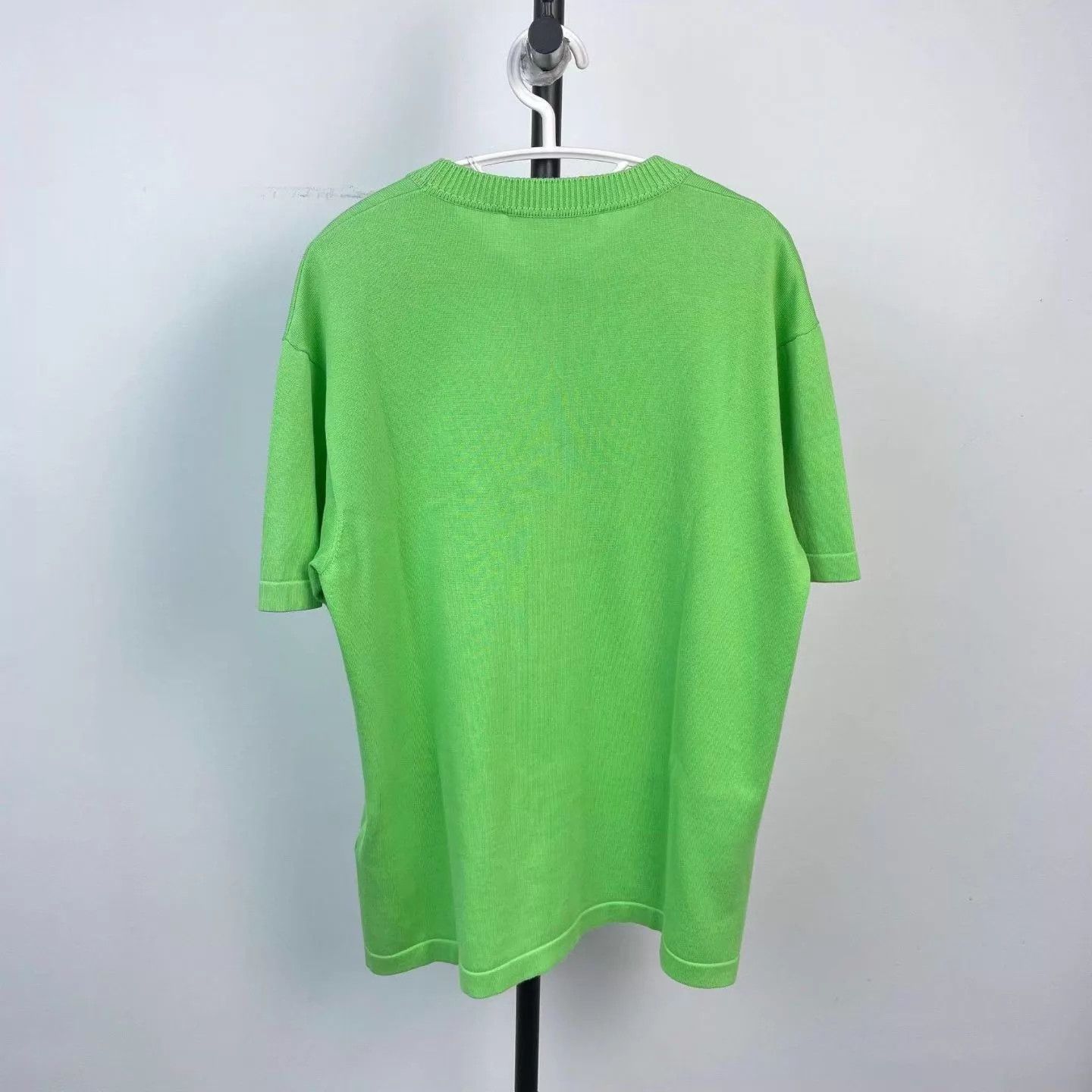 Louis Vuitton LV Knit Short-Sleeve T-Shirt Embroidered Logo M Size US M / EU 48-50 / 2 - 2 Thumbnail