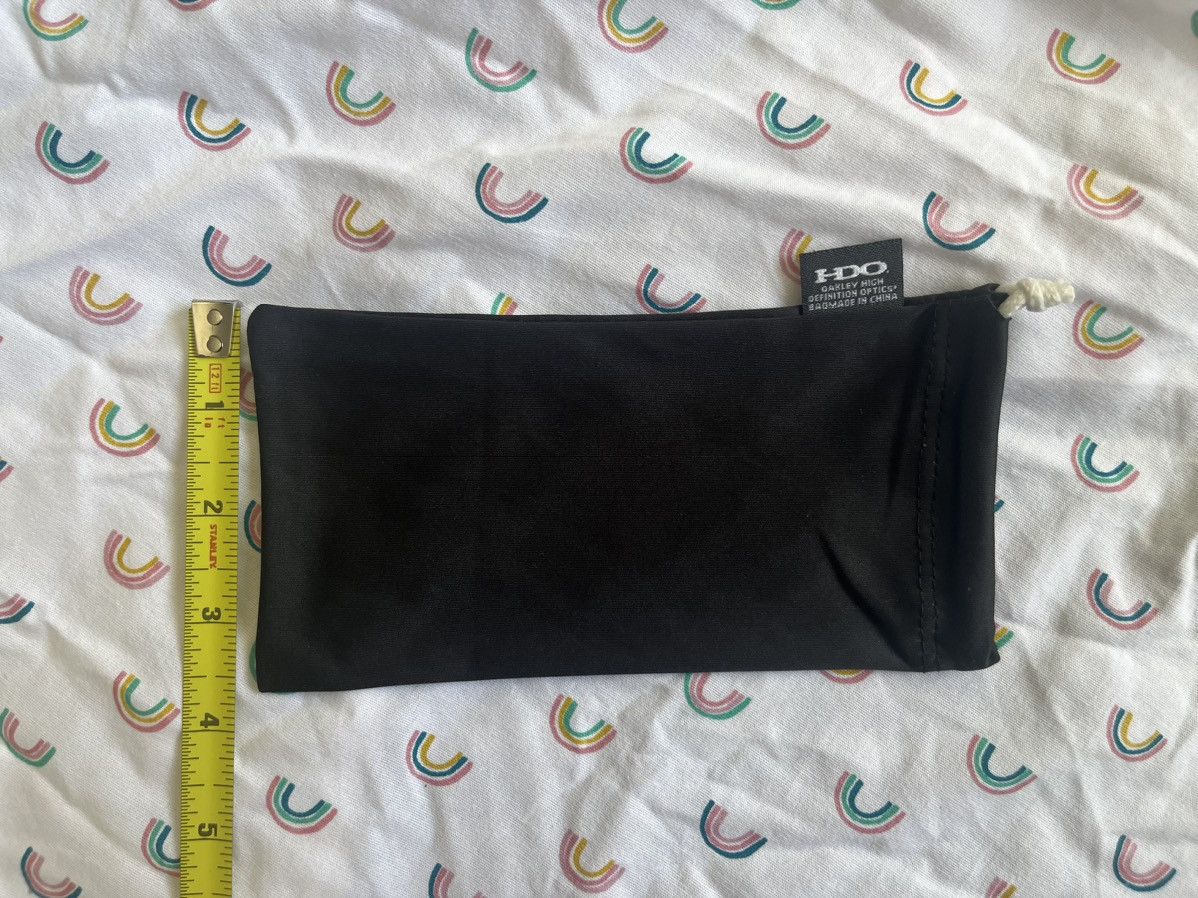 Oakley Oakley Soft Pouch Case Drawstring Clean Cloth Bag Sunglasses Size ONE SIZE - 7 Thumbnail