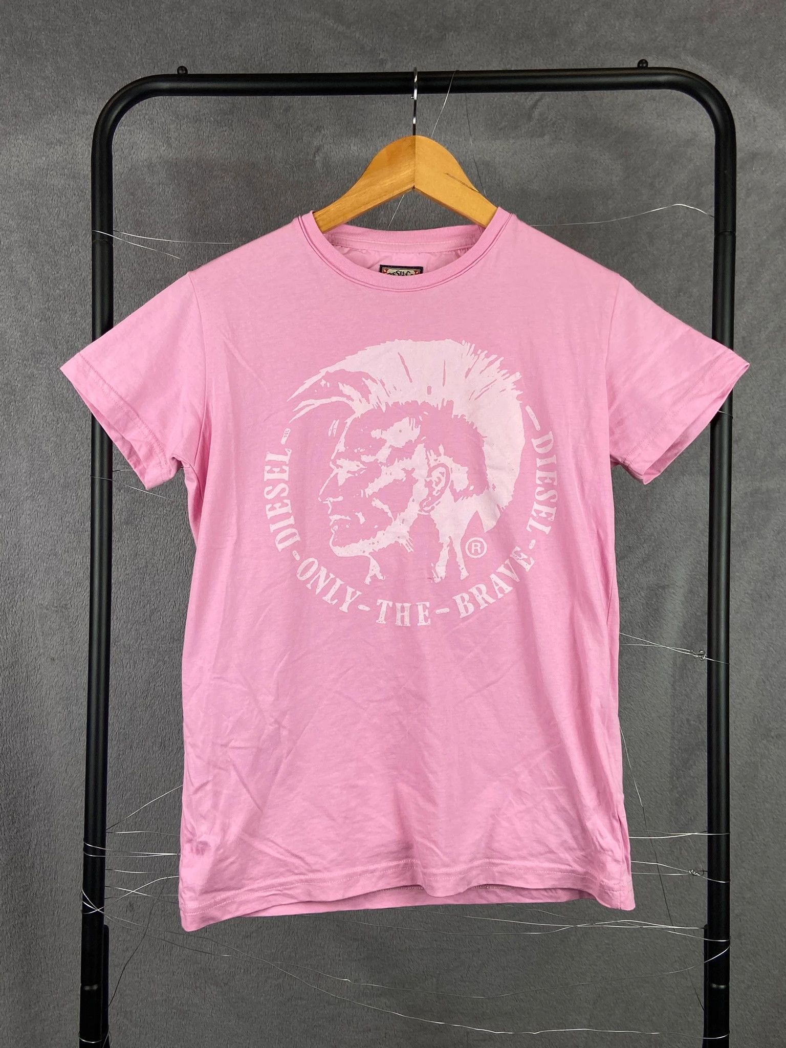 Diesel Diesel pink graphic t-shirt vintage spellout streetwear Size US S / EU 44-46 / 1 - 1 Thumbnail
