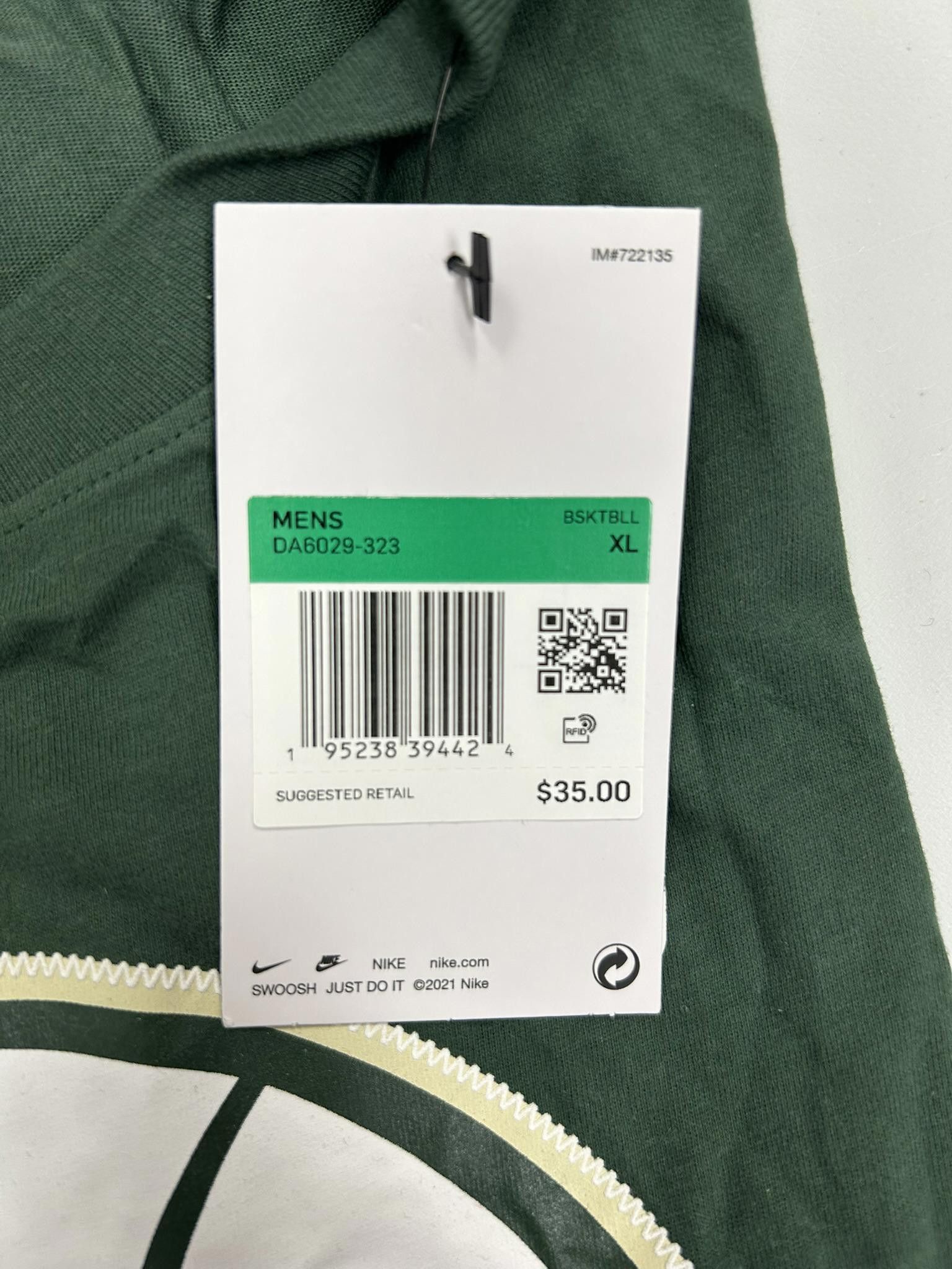 Nike Nike Milwaukee Bucks Graphic Tee Size US XL / EU 56 / 4 - 4 Thumbnail