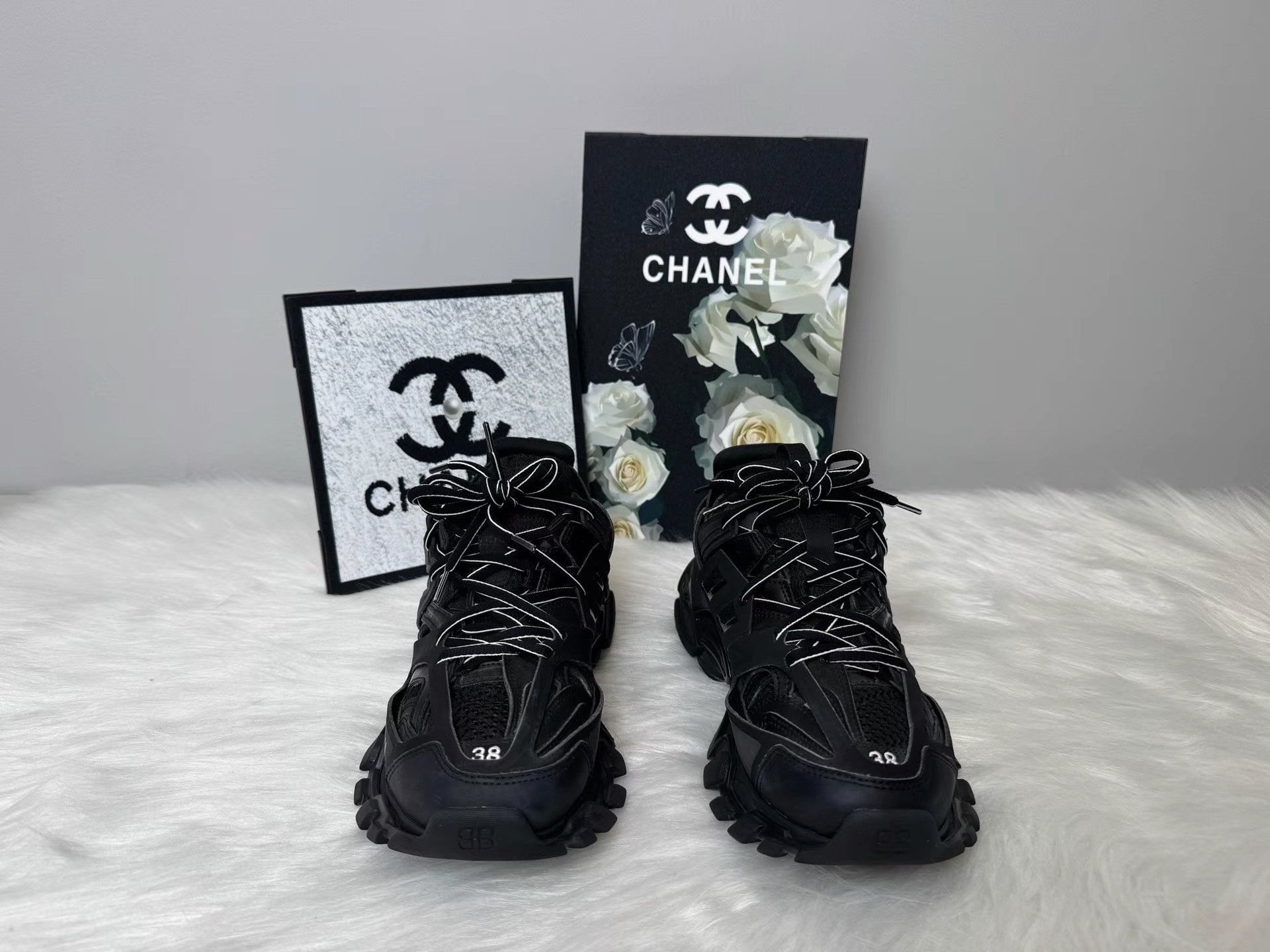 Balenciaga Balenciaga Warrior Embossed Black Chucky Shoes K38 Size US 8 / IT 38 - 2 Thumbnail