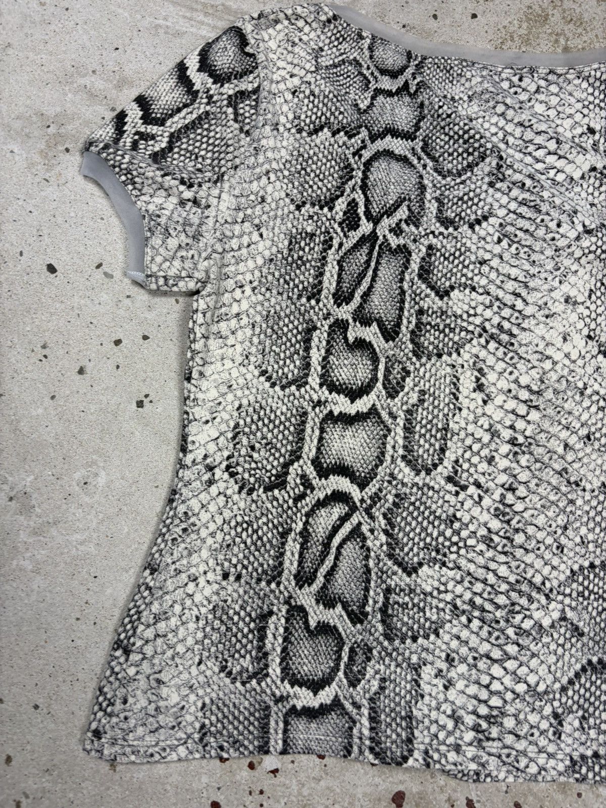 Roberto Cavalli Vintage 2000s Roberto Cavalli Snake Skin Print Set Skirt Size 29" - 25 Thumbnail