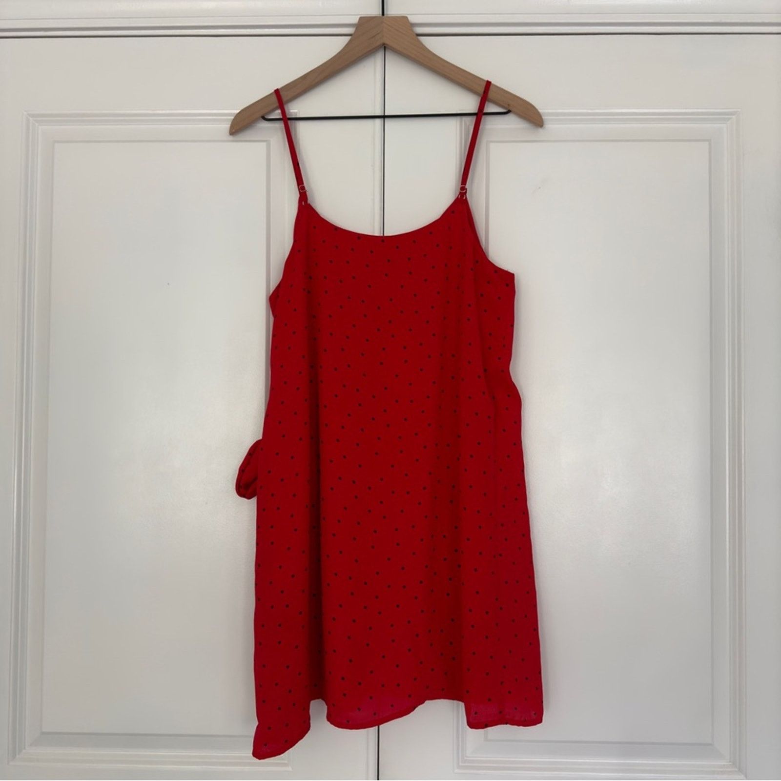 Lulus Lulus polka dot wrap dress adjustable spaghetti straps lined Size M / US 6-8 / IT 42-44 - 2 Thumbnail