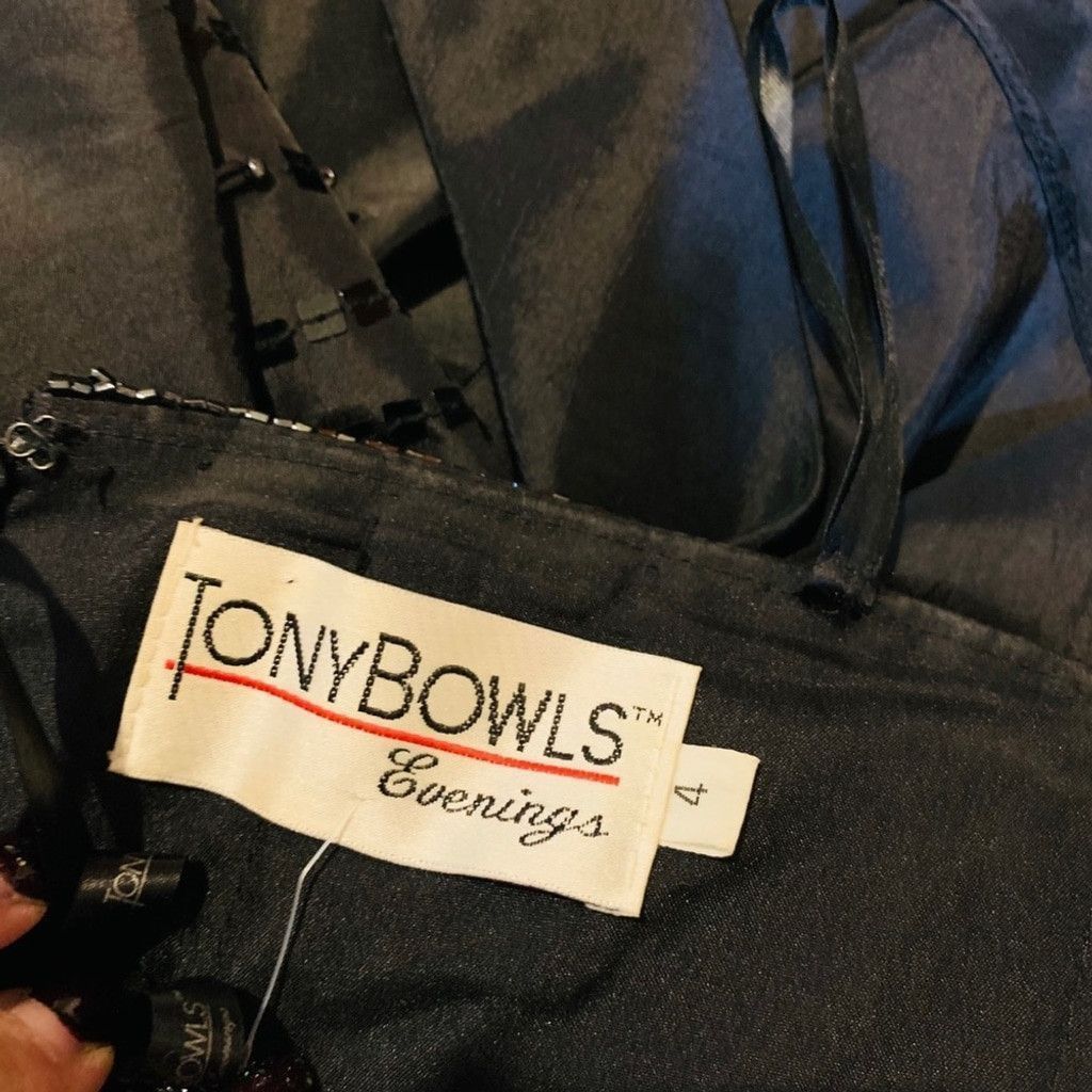 Other Tony Bowls bridesmaid black gorgeous dress size 4 Size S / US 4 / IT 40 - 11 Thumbnail