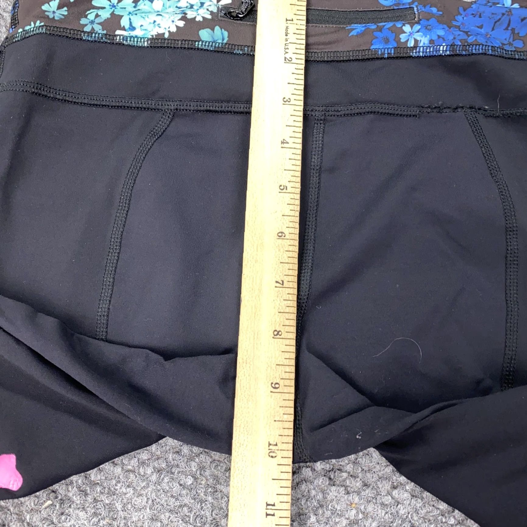 Lululemon Lululemon Run Inspire Capri Pants Womens 6 Black SoulCycle Pink Graphic Size 28" / US 6 / IT 42 - 5 Thumbnail