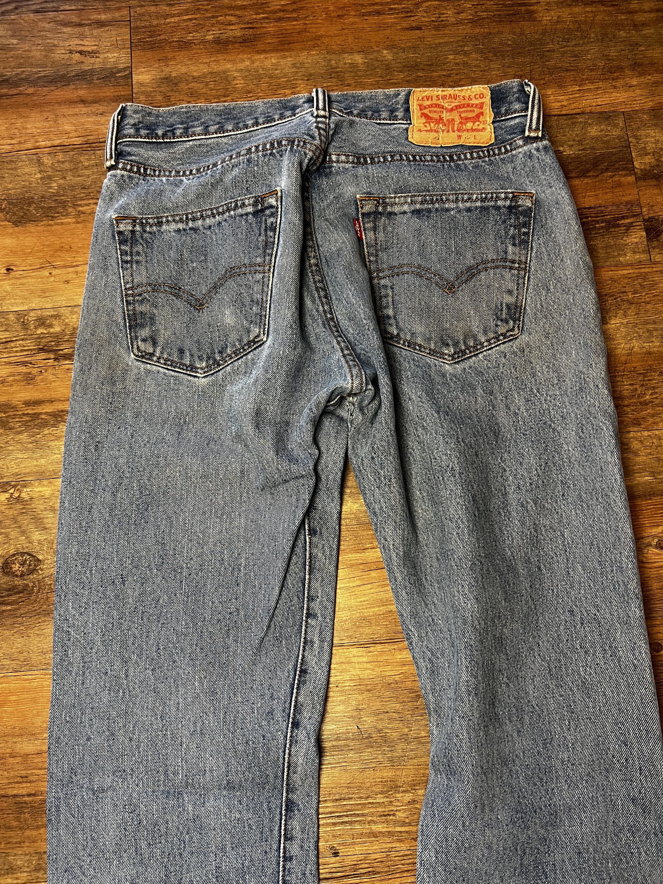 Levi's Vintage Clothing Vintage 501 Levi's Straight Leg Blue Button Fly Denim Jeans Size US 30 / EU 46 - 10 Thumbnail