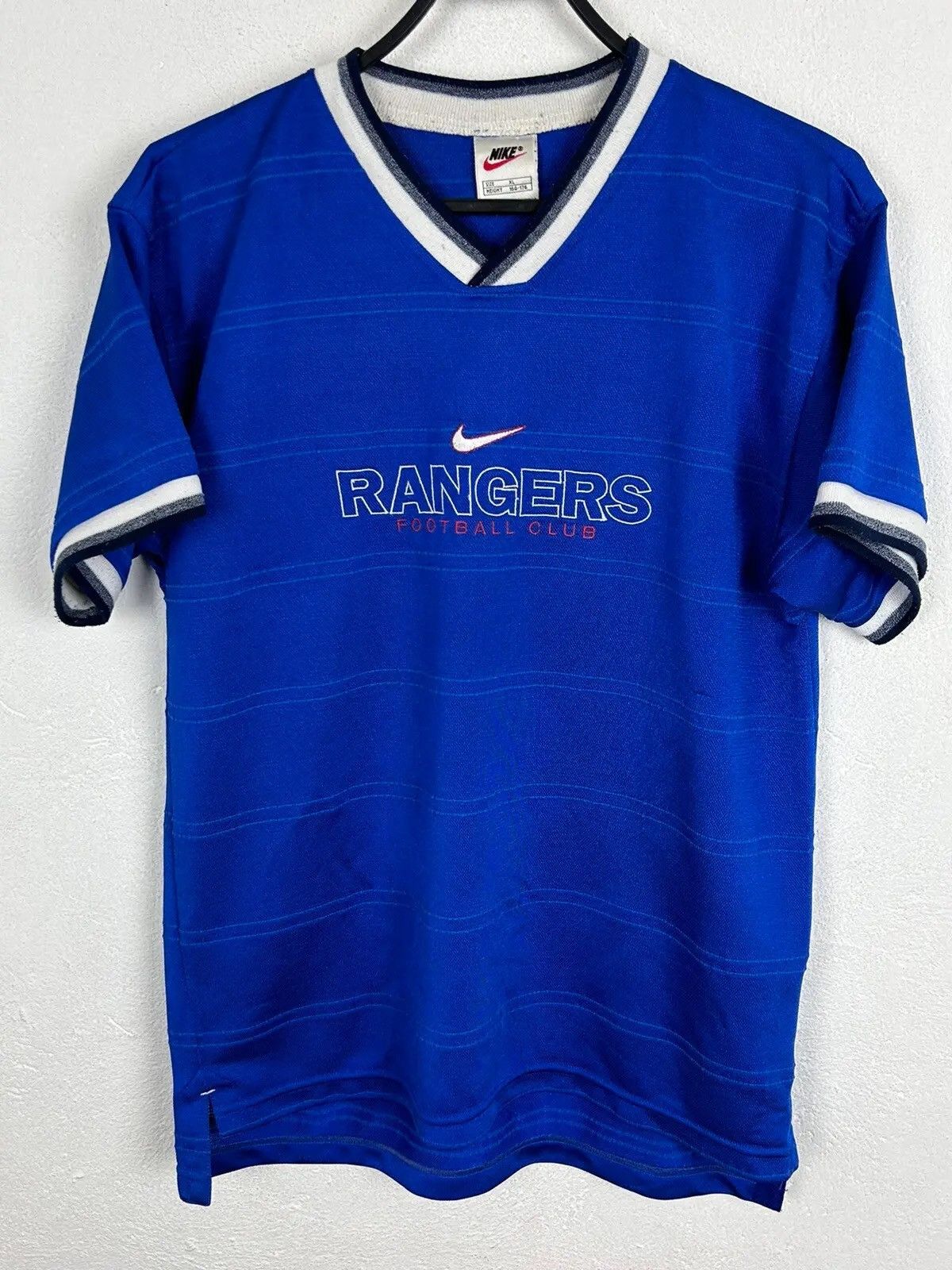 Nike 90s Vintage Glasgow Rangers Nike Training Soccer Jersey Size US S / EU 44-46 / 1 - 1 Thumbnail