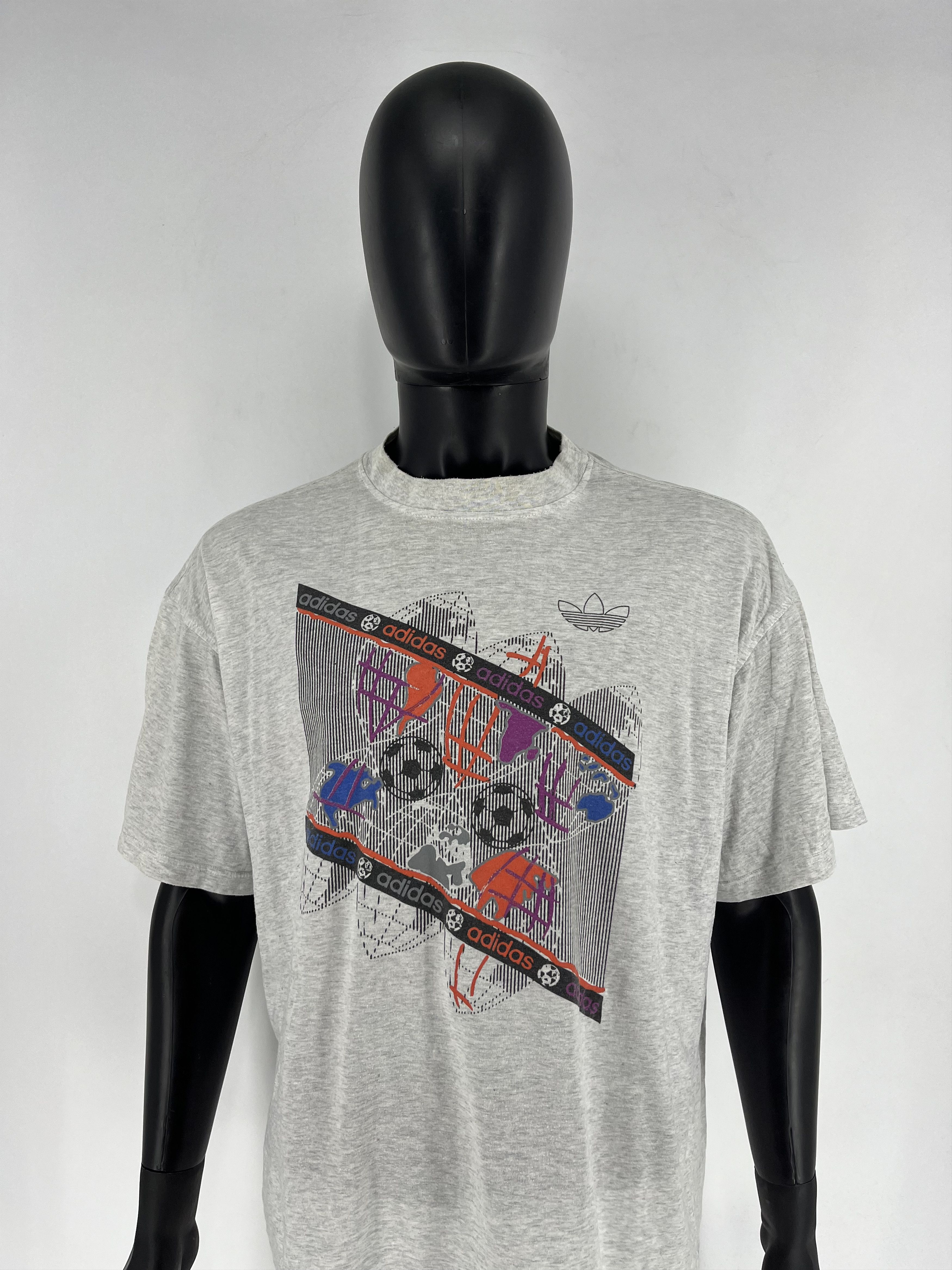Adidas × Vintage Adidas Grau Grafik T-Shirt Silver Tag Banner Tag 80s Size US XL / EU 56 / 4 - 1 Thumbnail