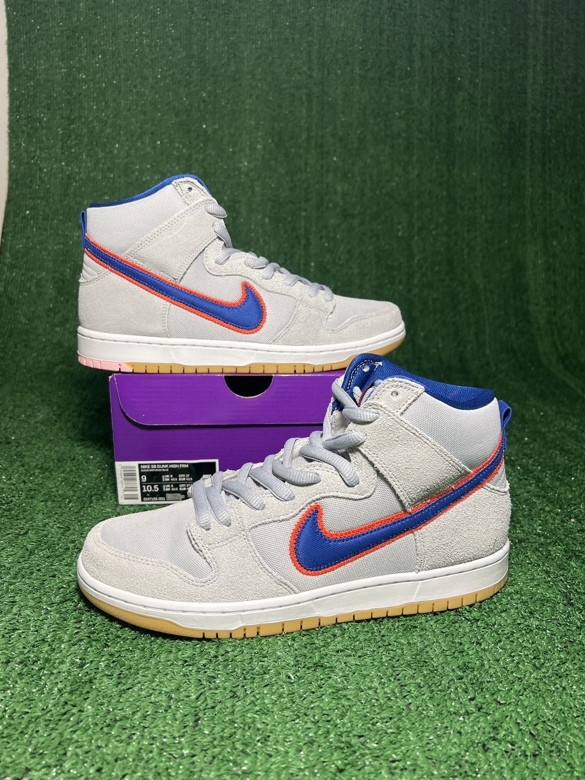 image of Nike Sb Dunk High New York Mets Size 9 Shoes in Grey, Men's