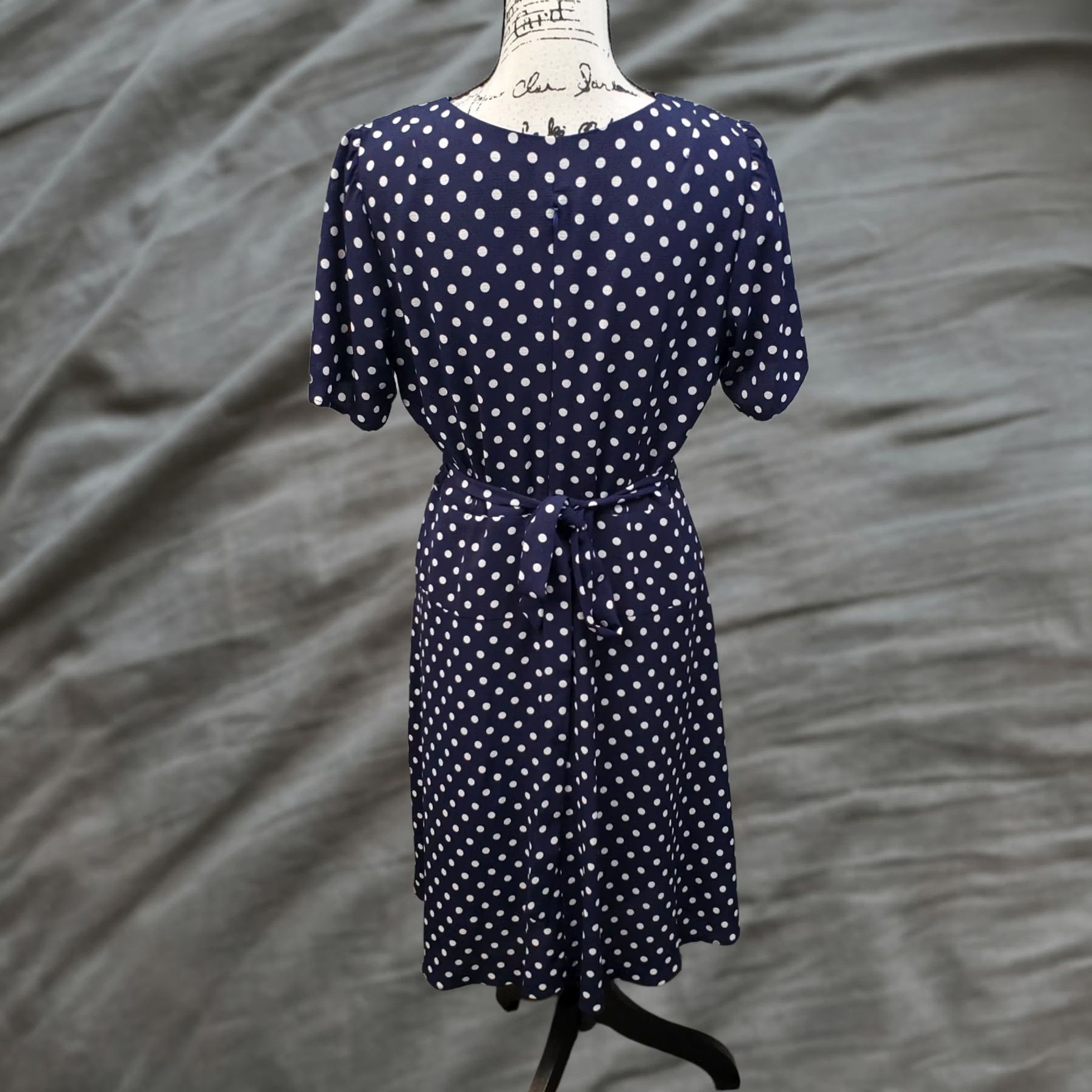 Vintage Rabbit Wrap Dress Womens Size 12 Navy White Polka Dot Lined Swing Hem Tie Back Zip V-Neck Short Sleeve Size XL / US 12-14 / IT 48-50 - 1 Thumbnail