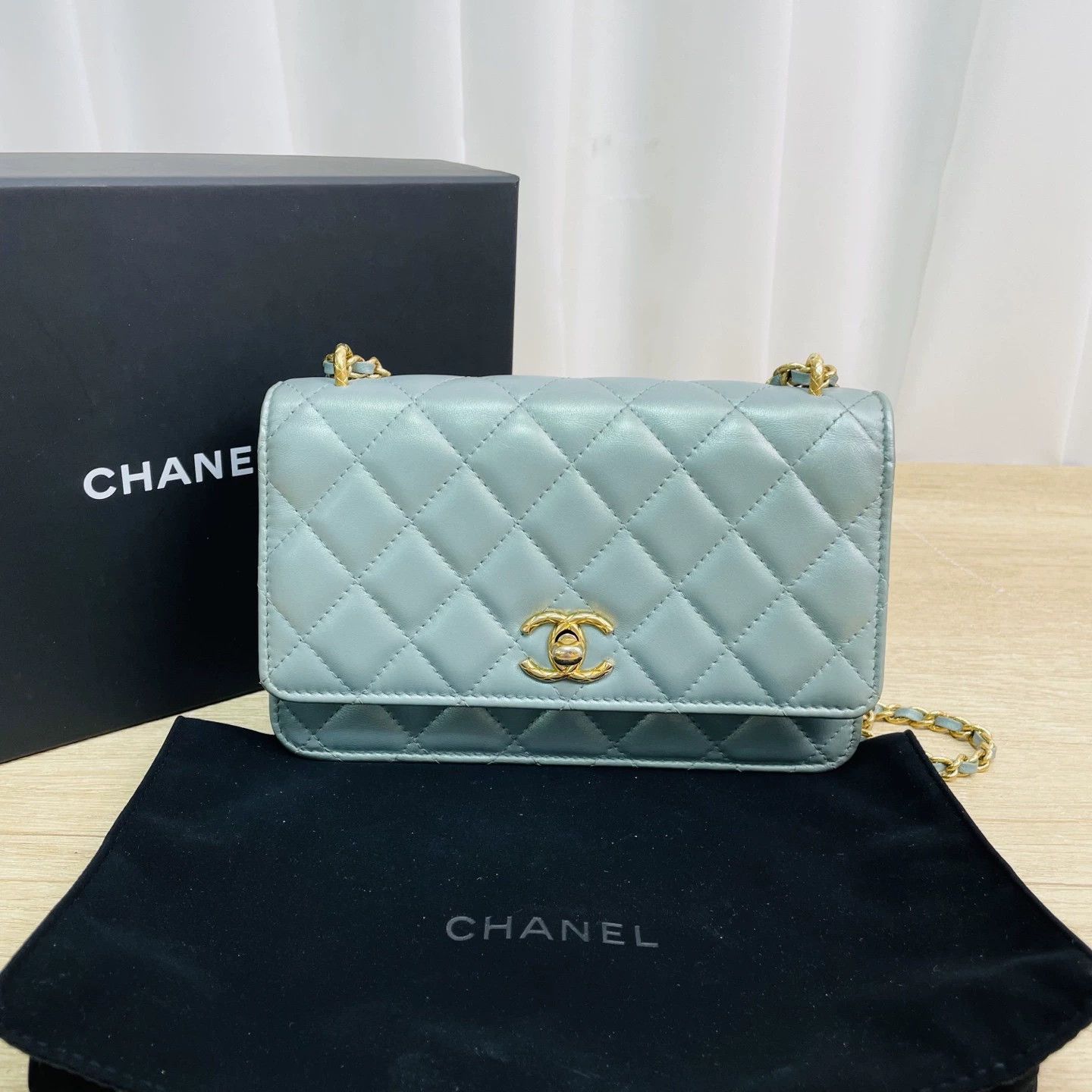 Chanel Pre-loved Bag Very good condition Size ONE SIZE - 1 Thumbnail