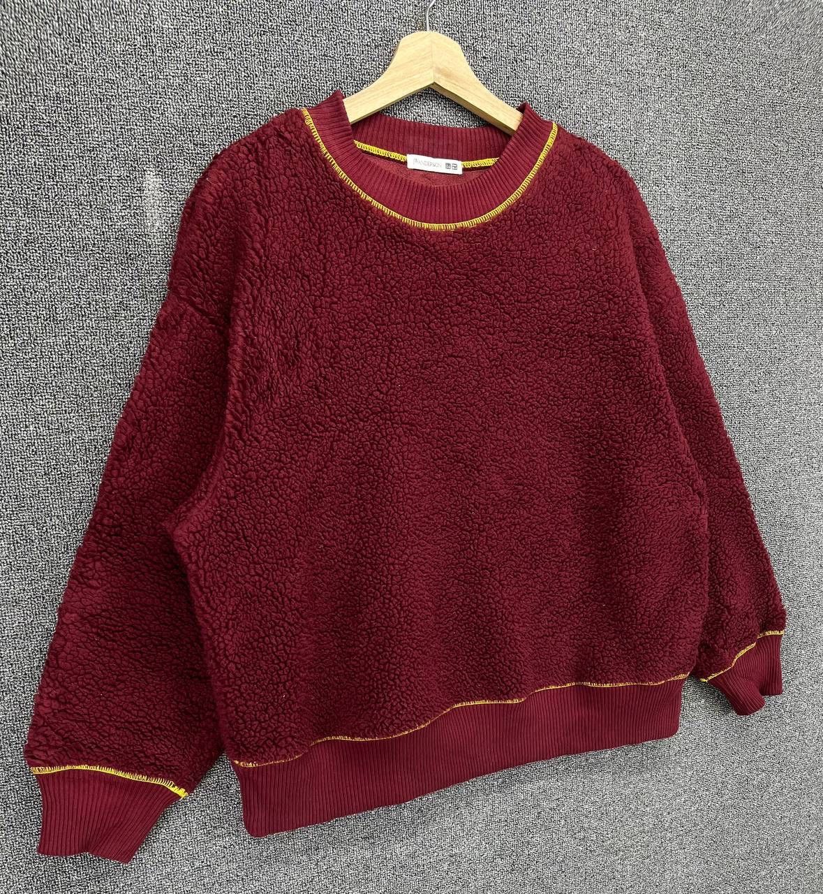 JW Anderson J.W.Anderson X Uniqlo Deep Pile Fleece Red Sweatshirt Size L / US 10 / IT 46 - 2 Thumbnail