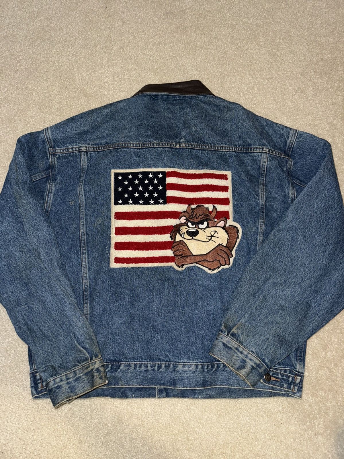 Warner Bros Vintage Warner Brothers Tasmanian Devil Embroidered Jacket Size US XL / EU 56 / 4 - 1 Thumbnail