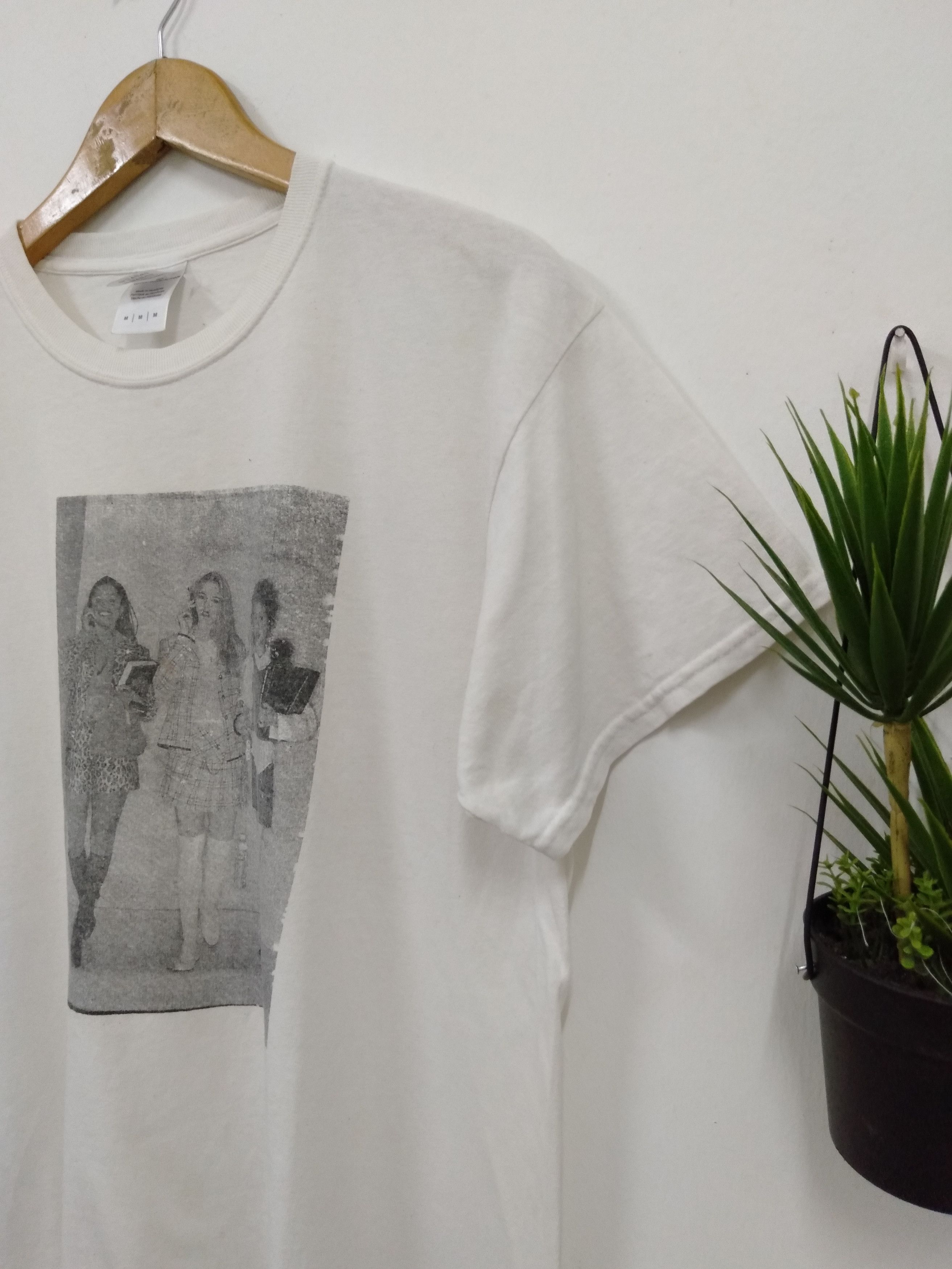 Vintage Vintage Photography Girl icon Photo print white t shirt Size US L / EU 52-54 / 3 - 5 Thumbnail