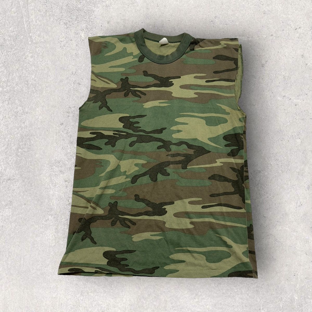 Vintage Vintage camo tank top Size US L / EU 52-54 / 3 - 1 Thumbnail