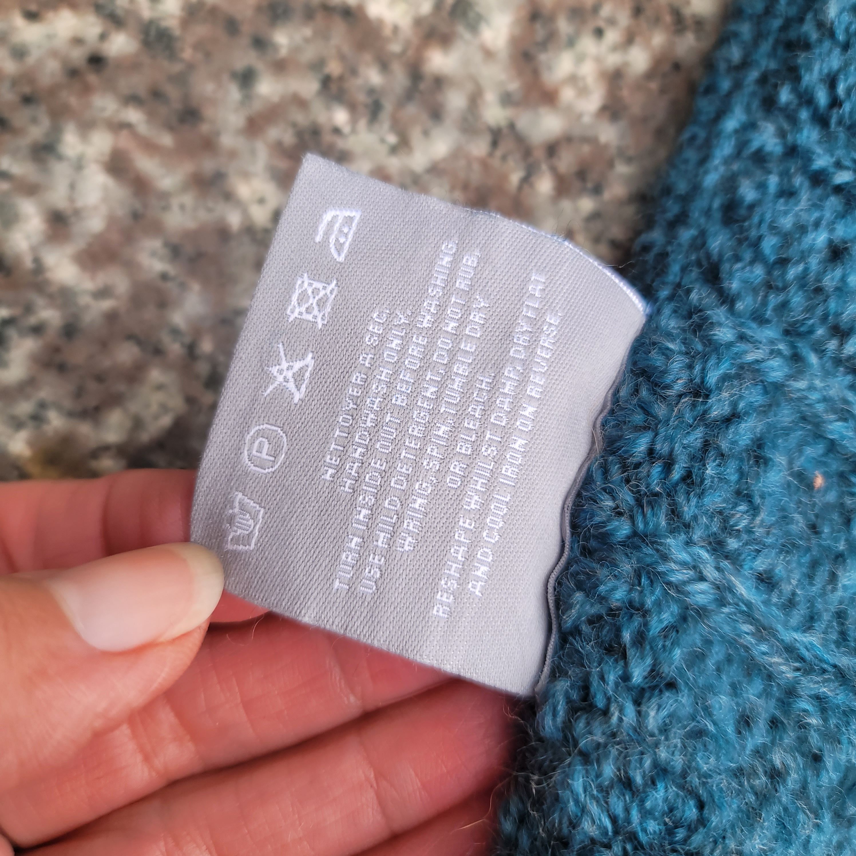 Aran Crafts Aran merino wool infinity scarf Size ONE SIZE - 5 Thumbnail