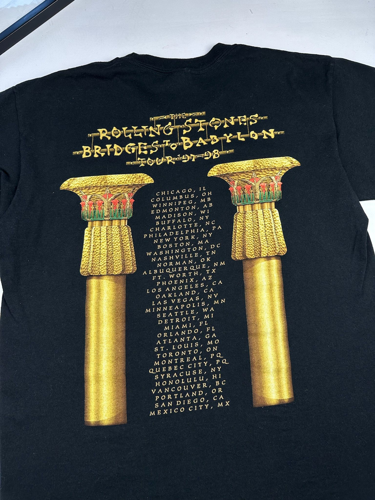 The Rolling Stones Vintage 90s Rolling Stones Tour T-Shirt Size US L / EU 52-54 / 3 - 6 Thumbnail