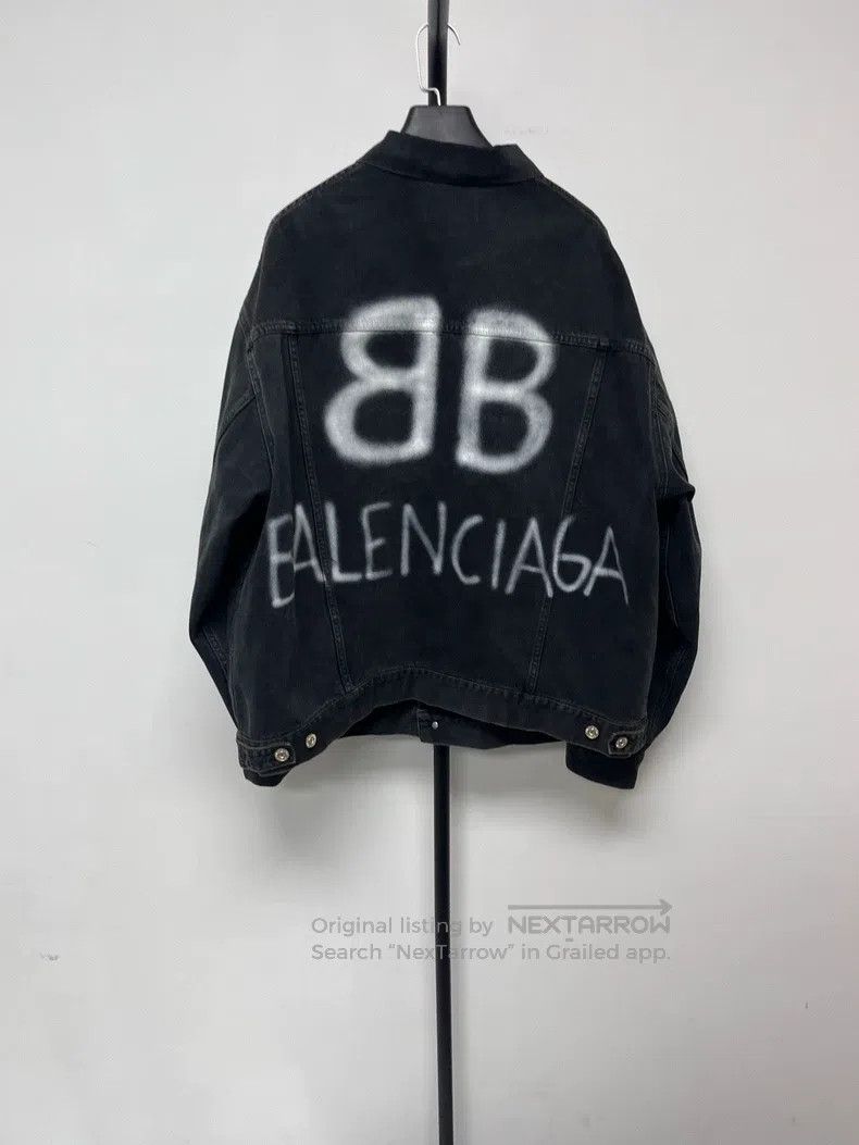 Balenciaga Balenciaga Spray paint effect logo denim jacket Size US XS / EU 42 / 0 - 1 Thumbnail