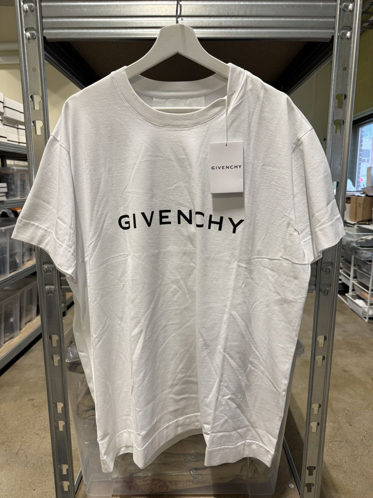 Givenchy Givenchy Logo T-Shirt NEW 600$ Size US M / EU 48-50 / 2 - 1 Thumbnail
