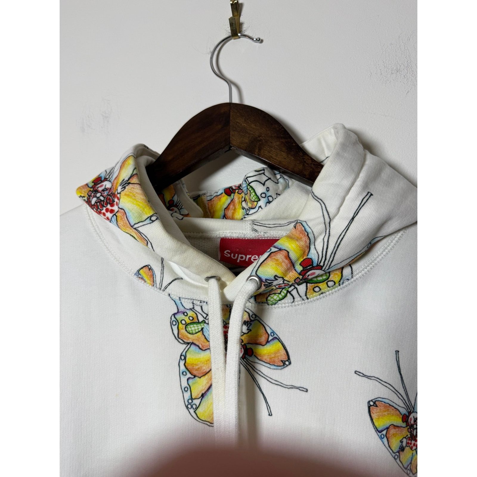 Supreme Supreme Gonz Butterfly Hooded Sweatshirt Size US L / EU 52-54 / 3 - 6 Thumbnail