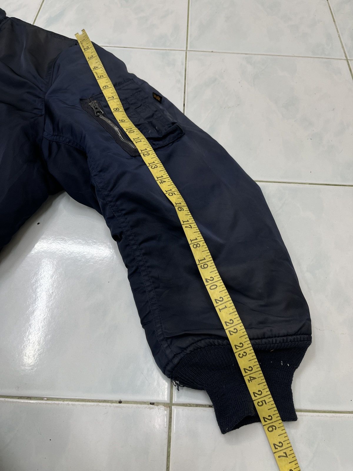 Alpha Industries 🔥🔥🔥STEALS ALPHA INDUSTRIES MA 1 JACKET Size US XL / EU 56 / 4 - 19 Thumbnail