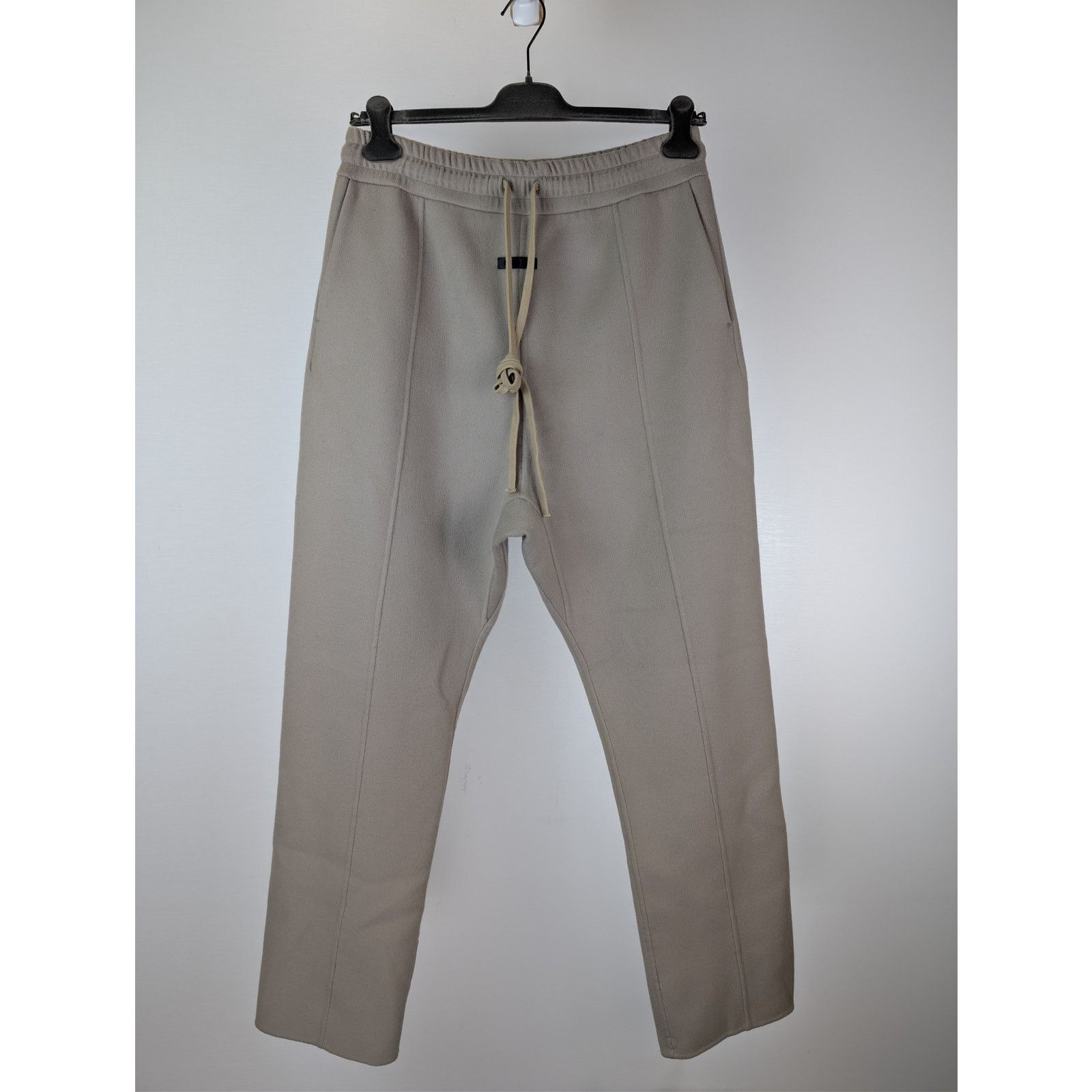 Fear of God o1rshd1 Eternal Fleece Relaxed Sweatpants in Dusty Beige Size US 32 / EU 48 - 1 Thumbnail