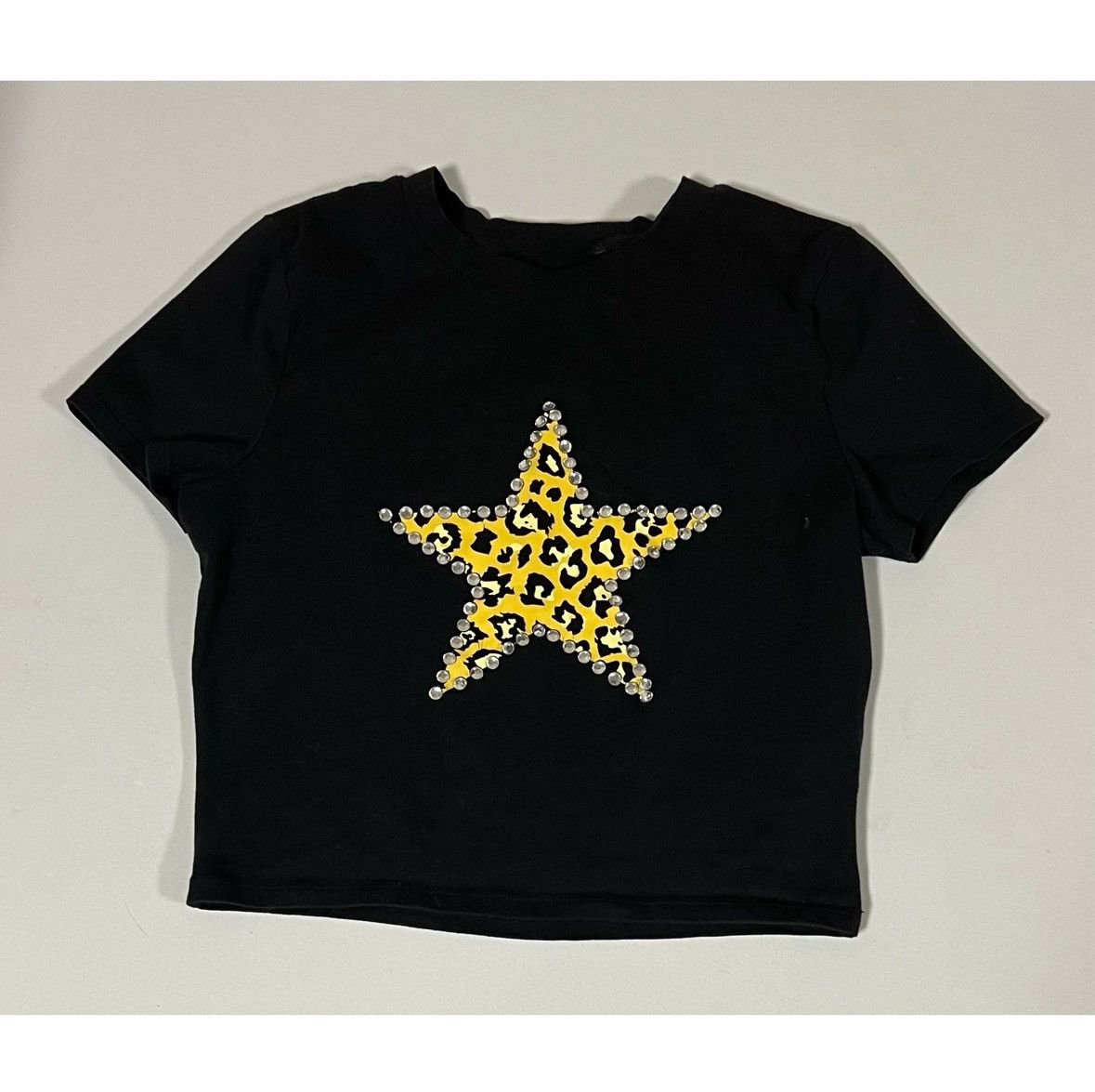 Japanese Brand Black Leopard Cheetah Print Star Shirt Crop Top Tee Size S⭐️✨ Size S / US 4 / IT 40 - 2 Thumbnail