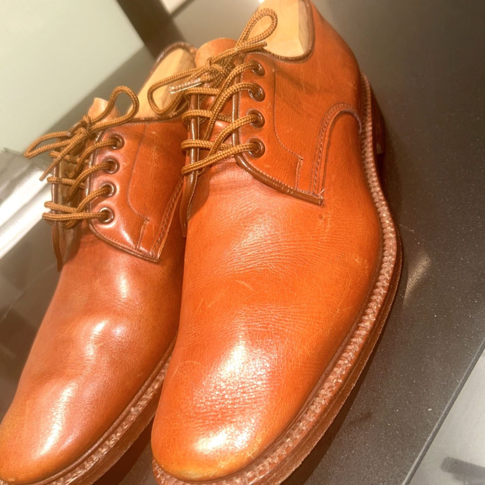 Tricker's VINTAGE Trickers Derby Shoes Men's Size 9 Tan Brown Leather Woodstock Handmade England Designer Size US 9 / EU 42 - 4 Thumbnail