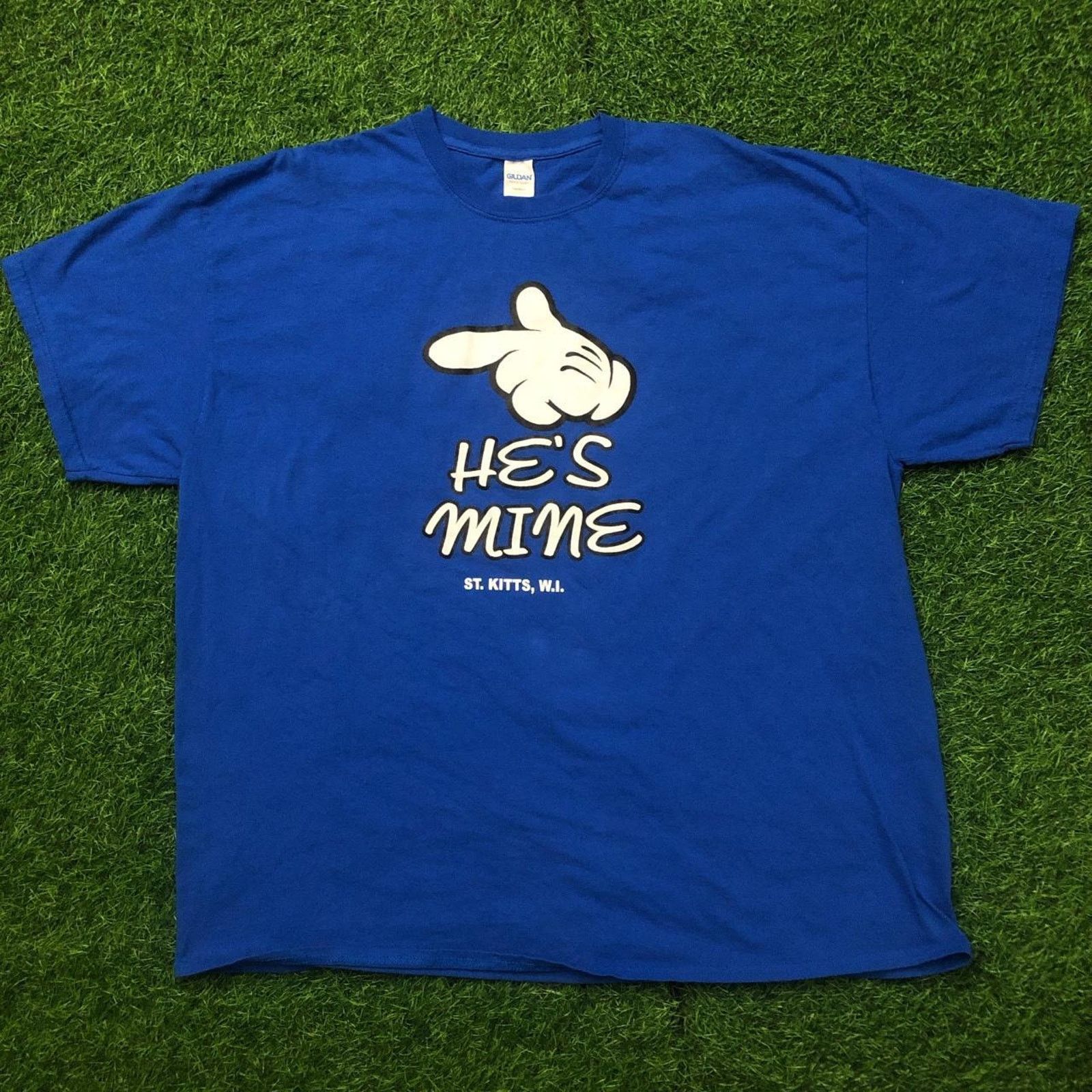 Gildan Blue ‘He’s Mine’ St. Kitts, WI Pointing Finger Graphic Tee Size US S / EU 44-46 / 1 - 1 Thumbnail