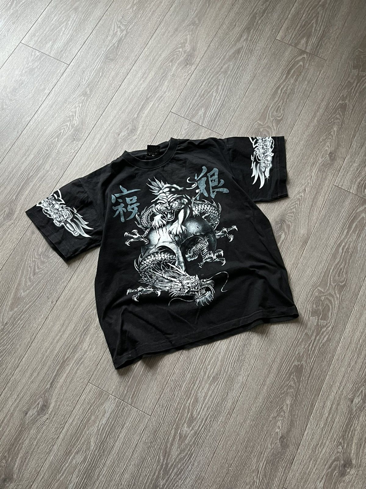Japanese Brand × Vintage Vintage 💥 Dragon Japanese T-Shirt Tee yin yang Japan Size US L / EU 52-54 / 3 - 3 Thumbnail