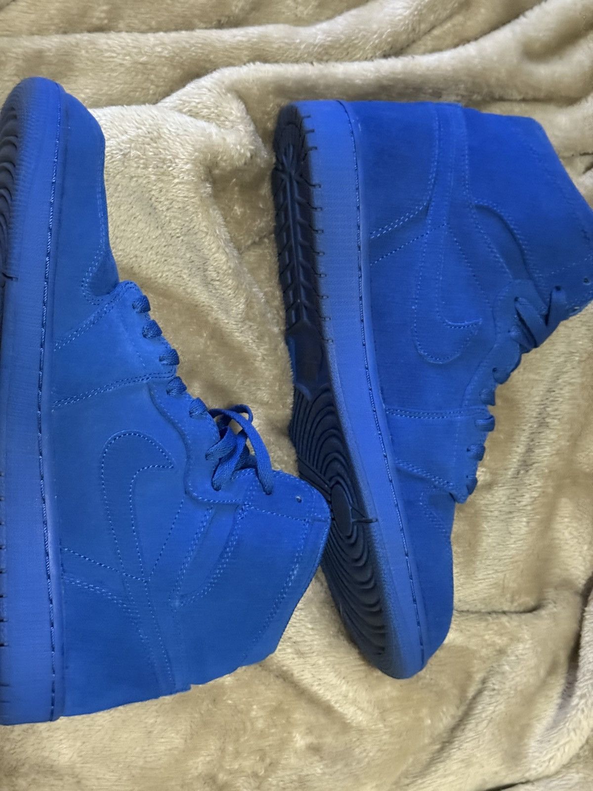 Jordan Brand Jordan 1 high blue suede Size US 13 / EU 46 - 2 Thumbnail