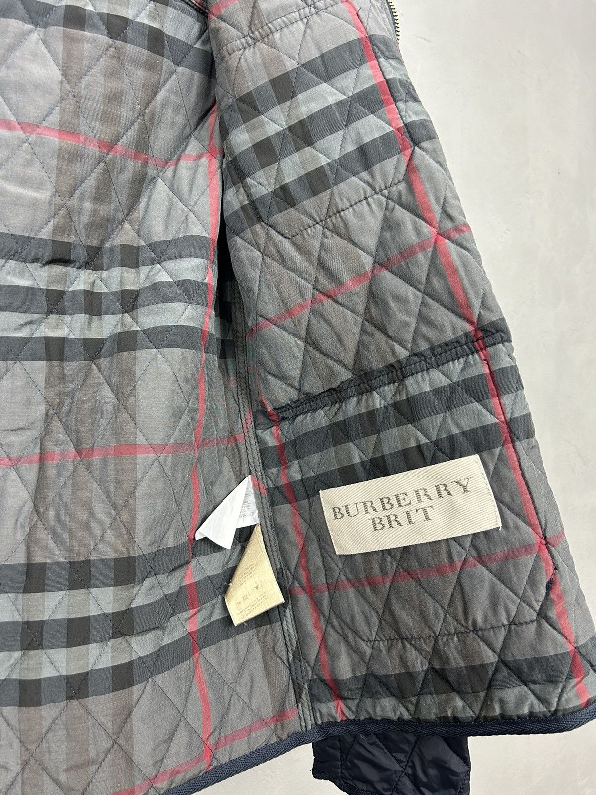 Burberry Burberry Quilted Navy Jacket Snap Button Classic Check Size US S / EU 44-46 / 1 - 11 Thumbnail