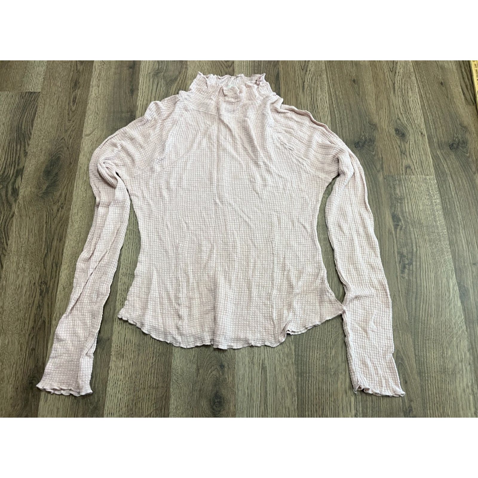 Free People Free People Shirt Womens Medium Pink Intimately Turtleneck Long Sleeve Regular Casual Modern Basic 90s? (No, avoid adding) Size M / US 6-8 / IT 42-44 - 2 Thumbnail