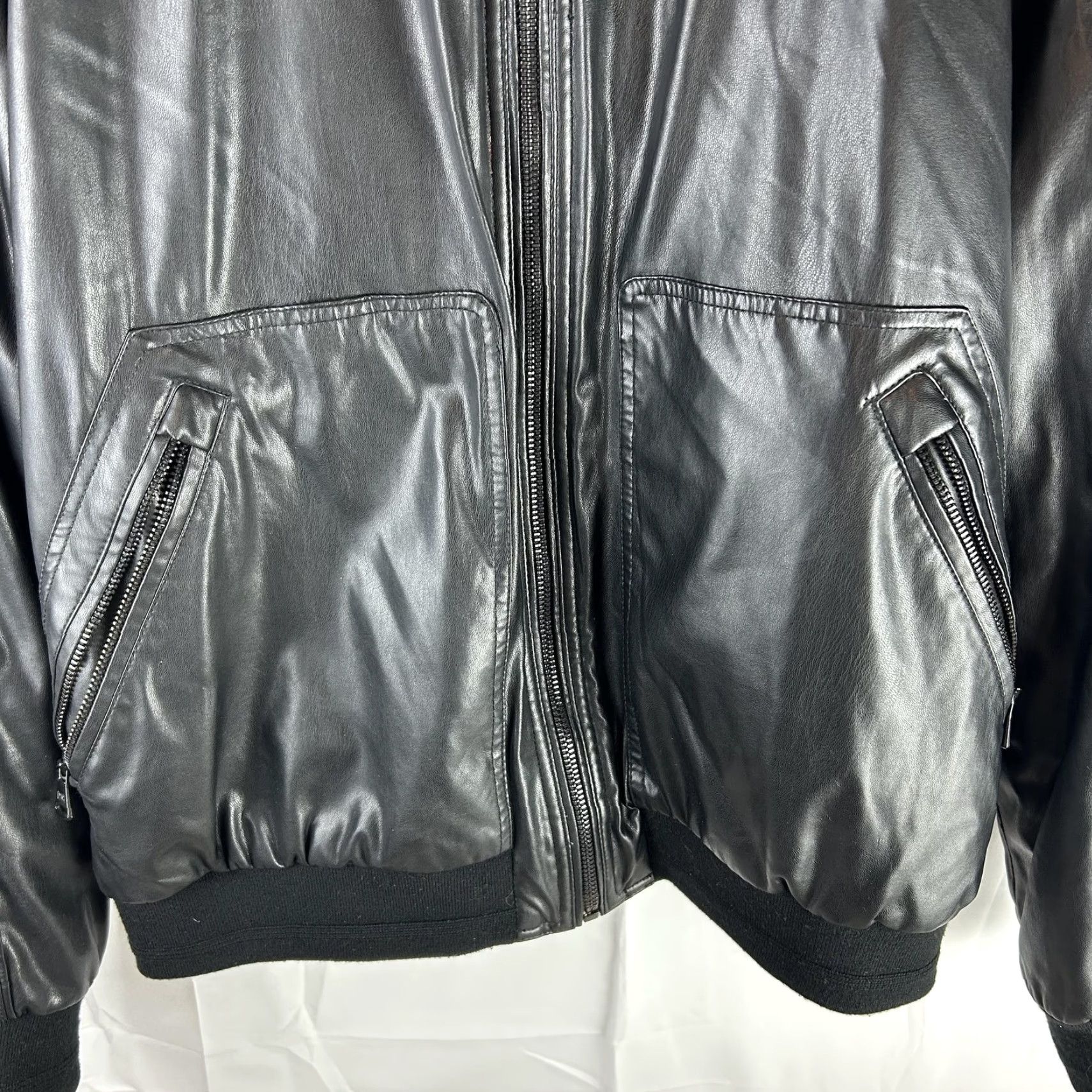 Vintage Marc New York Mens XL Black Faux Leather Bomber Jacket Insulated Lined Faux Fur Full Zip Pockets Size US XL / EU 56 / 4 - 5 Thumbnail