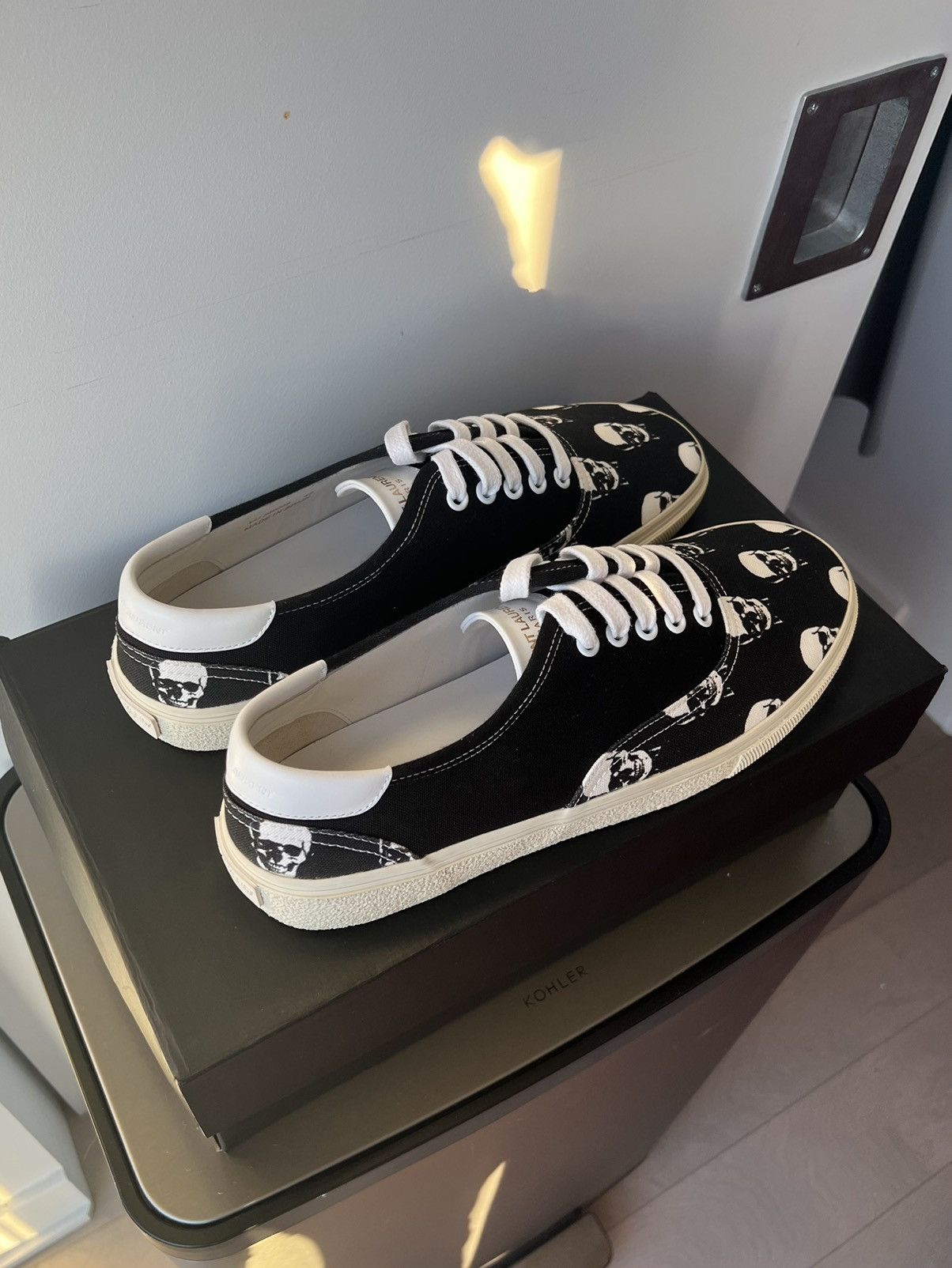 Hedi Slimane × Saint Laurent Paris Saint Laurent Skull Skate 20 sneakers Size US 10 / EU 43 - 2 Thumbnail
